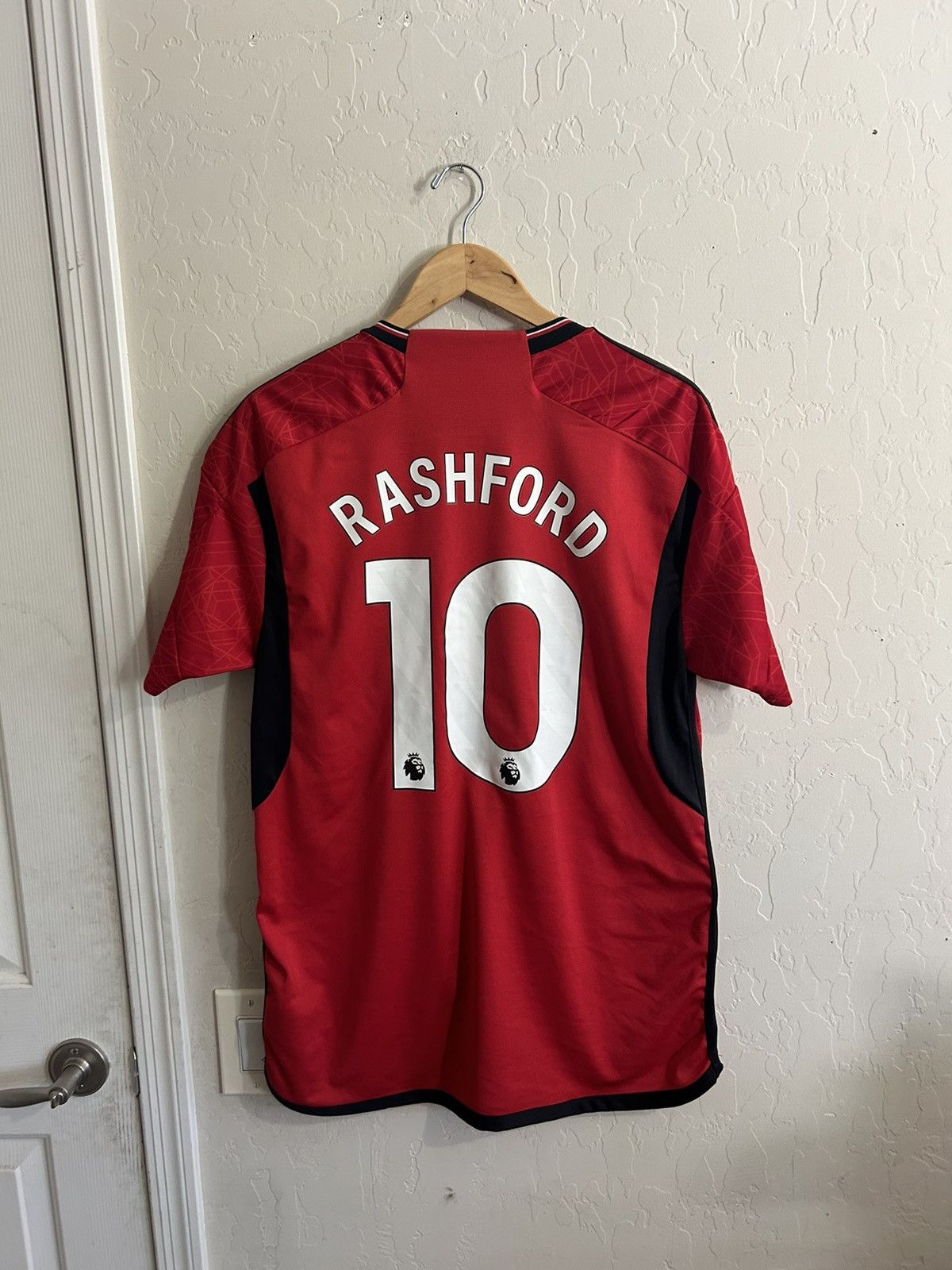 Adidas Manchester United 2023/2024 Home Adidas Rashford Jersey NWT Size US L / EU 52-54 / 3 - 5 Thumbnail