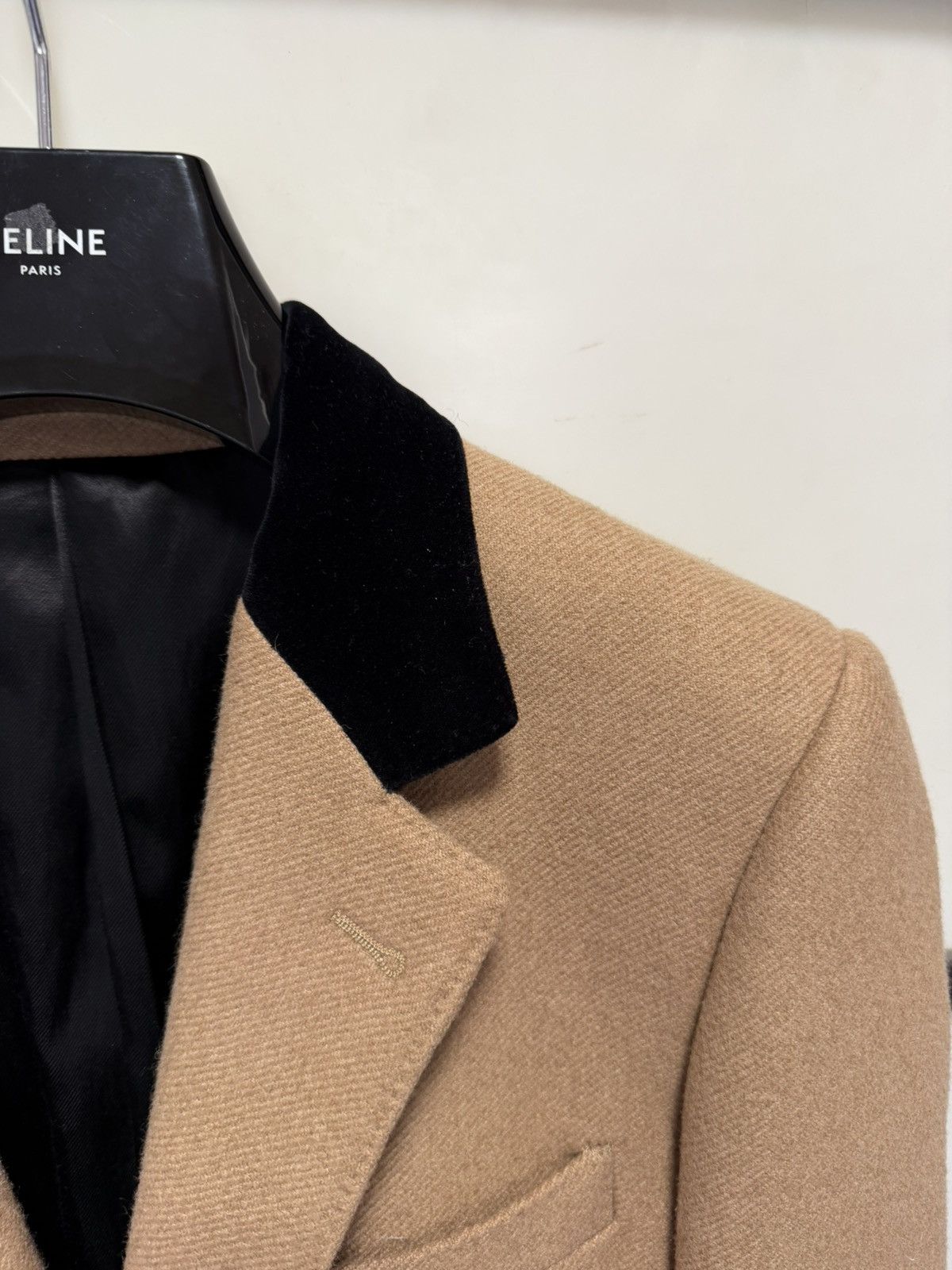 Celine × Hedi Slimane UNRELEASED - FW23 Velvet Collar Camel Chesterfield Coat Size US S / EU 44-46 / 1 - 7 Thumbnail