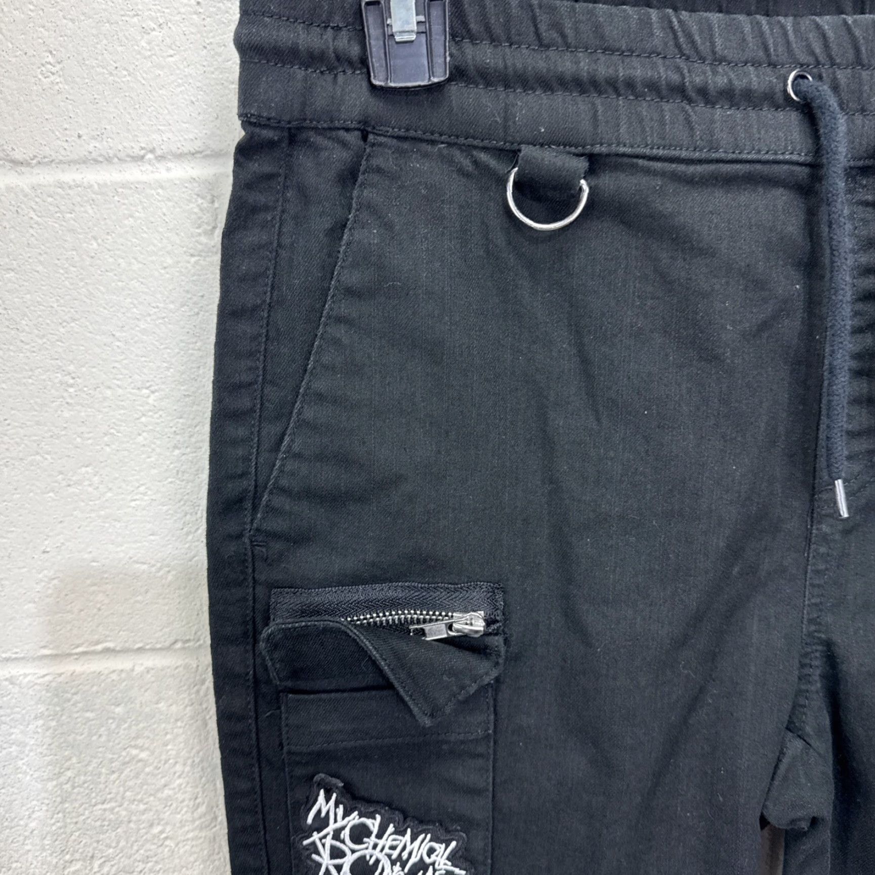 Hot Topic My Chemical Romance Pants Hot Topic Size Small Black Zippers Skinny Emo Punk Size 28" / US 6 / IT 42 - 2 Thumbnail