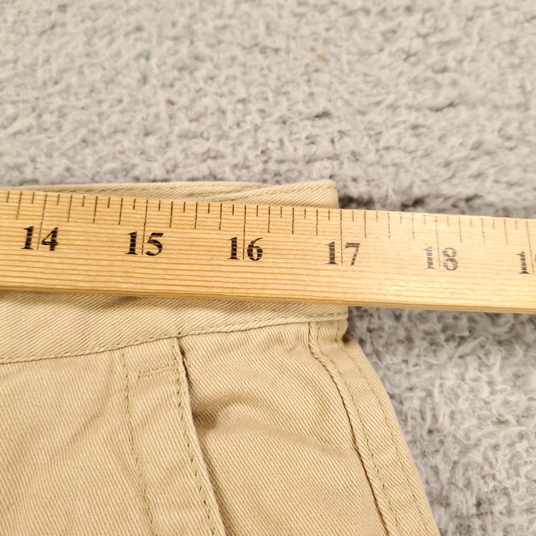 Old Navy VINTAGE Old Navy Cargo Pants 33x30 Beige Men 5-Pocket Cargo 33 Relaxed Straight Casual Travel Workwear Old Navy Mens Beige Cargo Pants Size US 33 - 2 Thumbnail