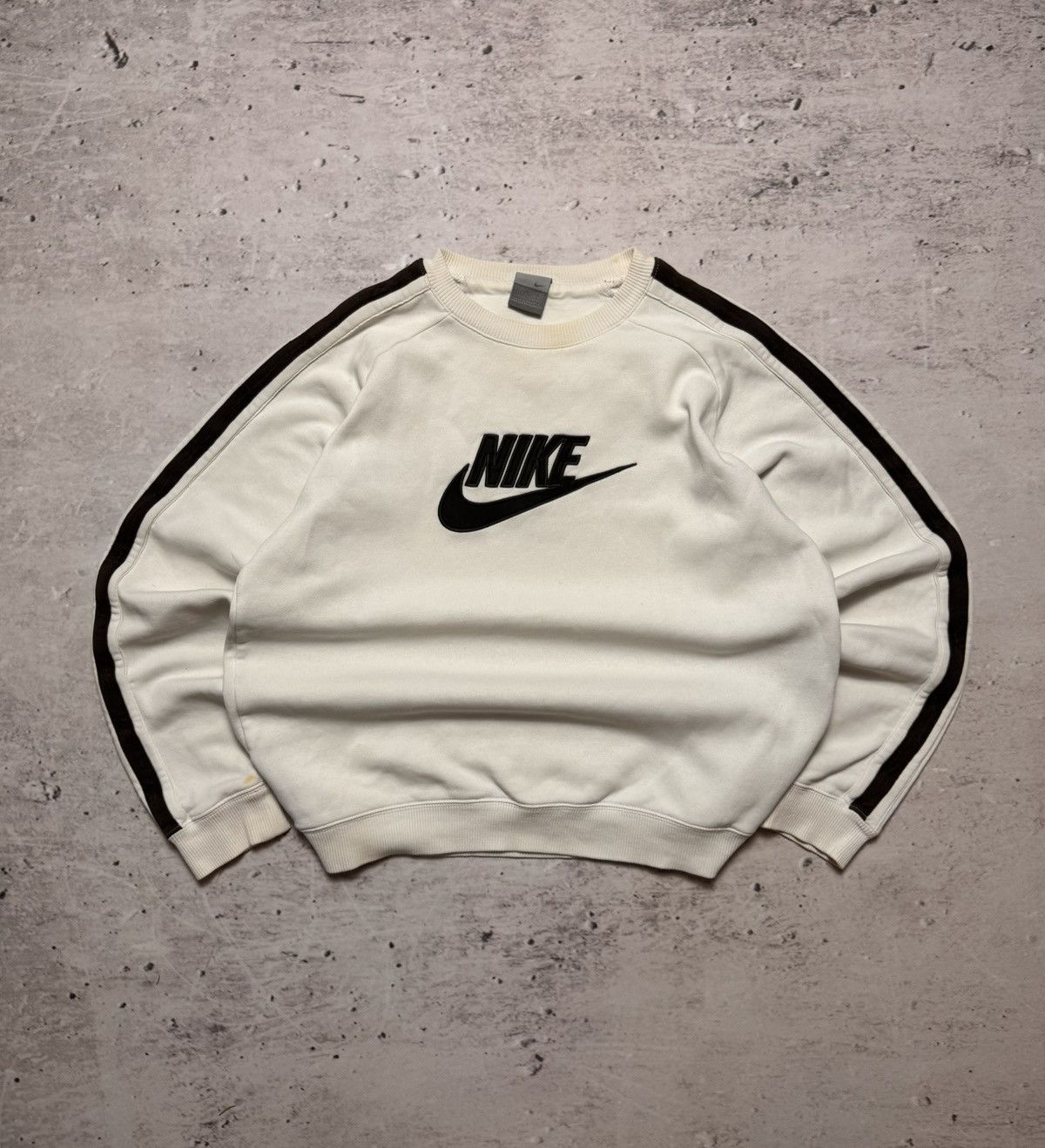 Nike × Vintage NIKE VINTAGE CENTER LOGO OVERSIZE BOXY SWEATSHIRT Size US M / EU 48-50 / 2 - 1 Thumbnail