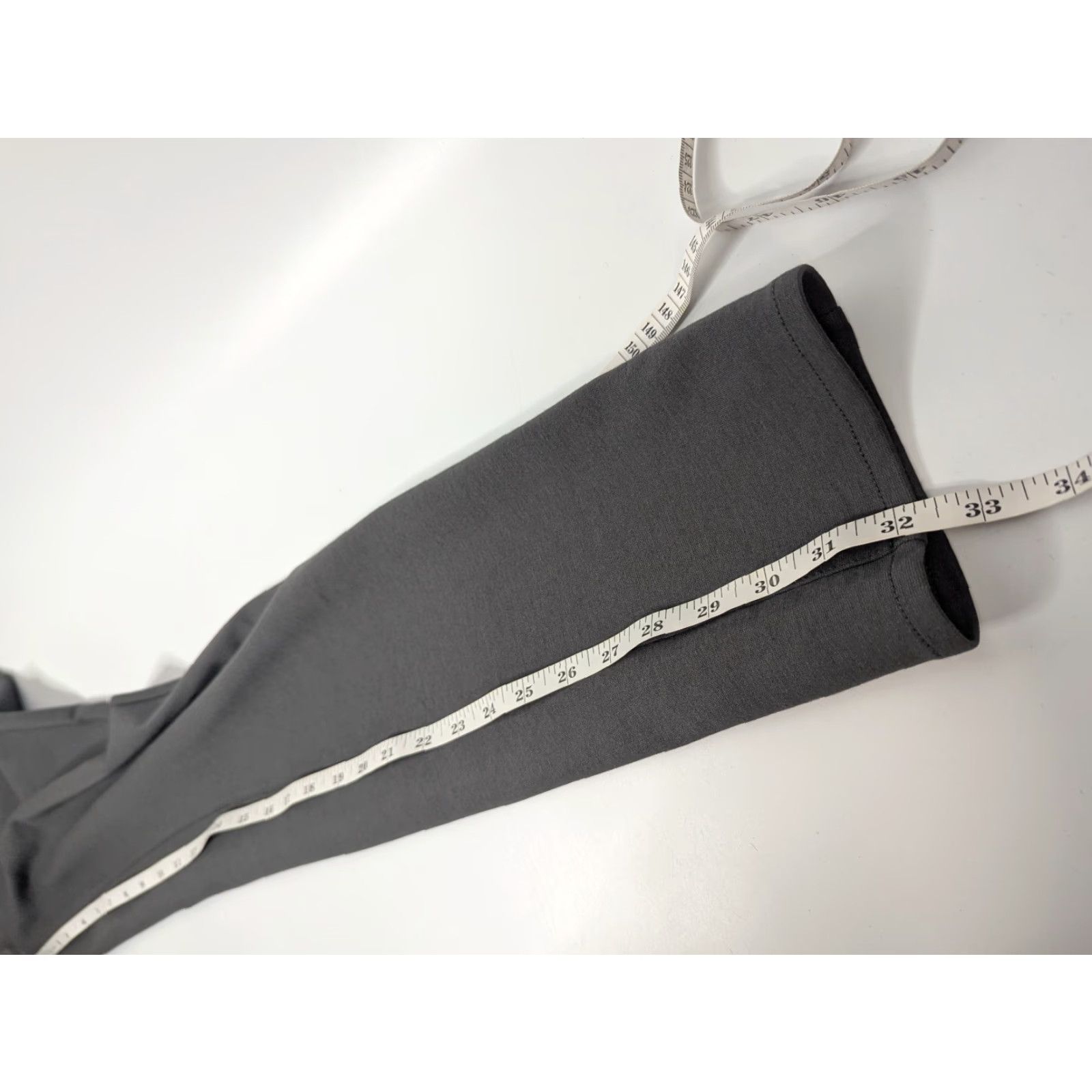 Eddie Bauer Eddie Bauer Travex Womens Stretch Straight Leg Pants Size 12 Tall Gray Career Size 34" / US 12 / IT 48 - 7 Thumbnail