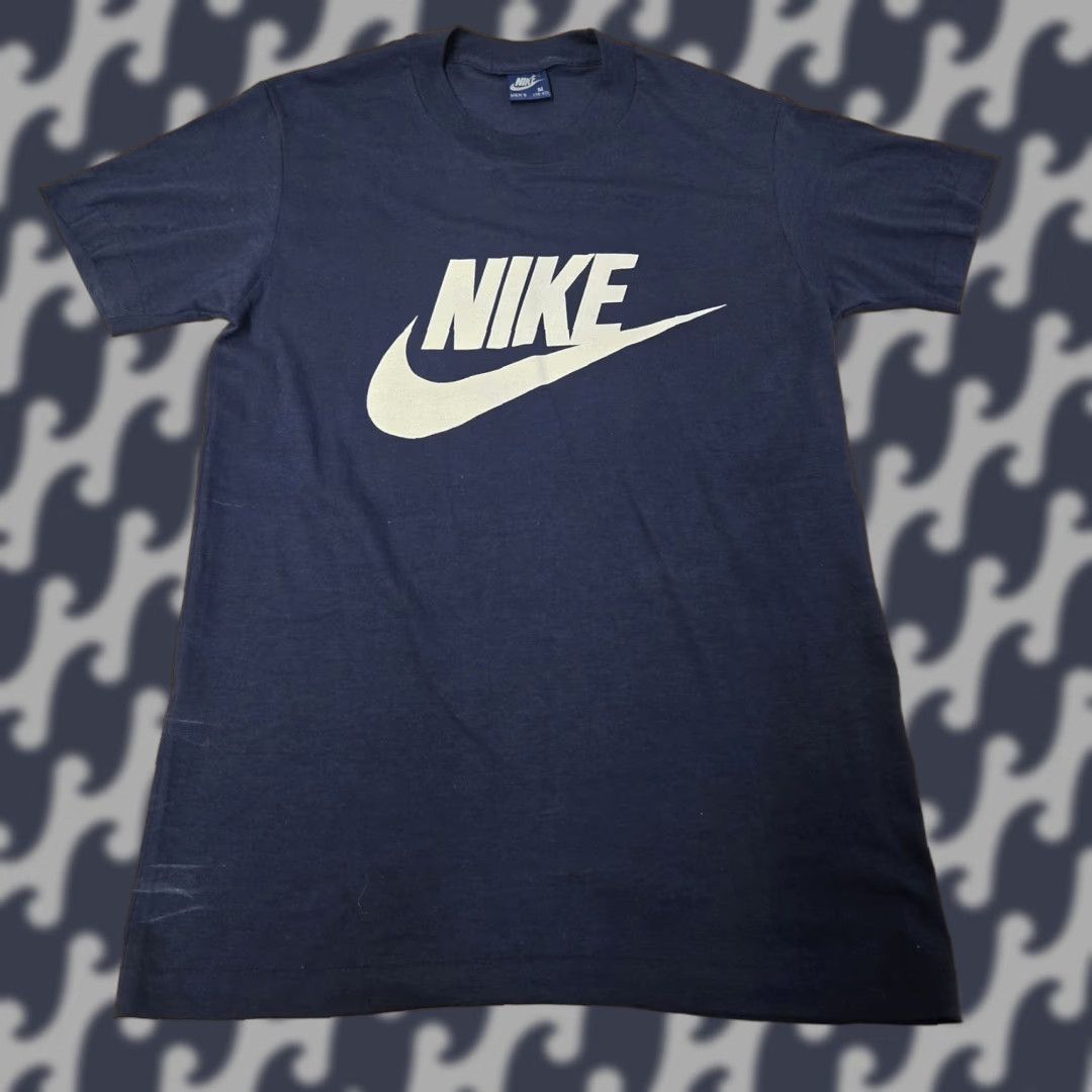 Nike VINTAGE Nike Shirt Mens M Blue White Swoosh Logo Spell Out Graphic T-Shirt Size US M / EU 48-50 / 2 - 1 Thumbnail