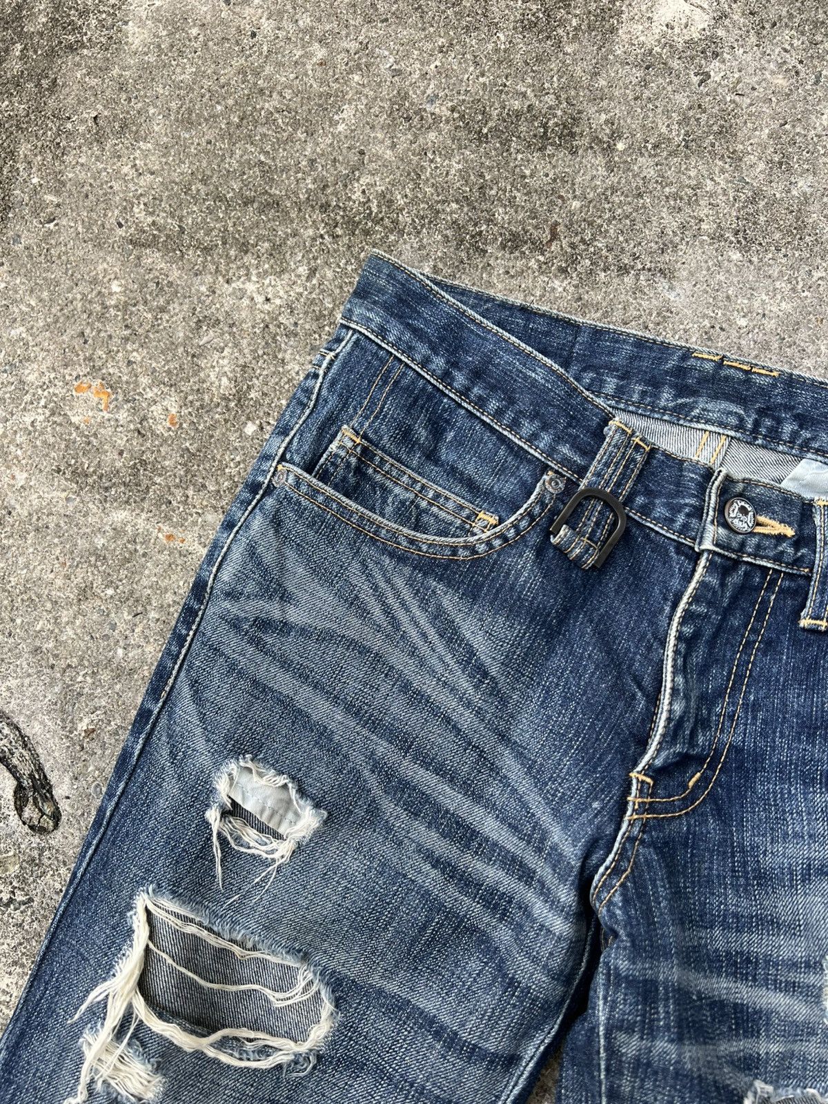 Japanese Brand 💥Japanese Brand Roen Distress Punk Jean Very Rare Size US 30 / EU 46 - 11 Thumbnail