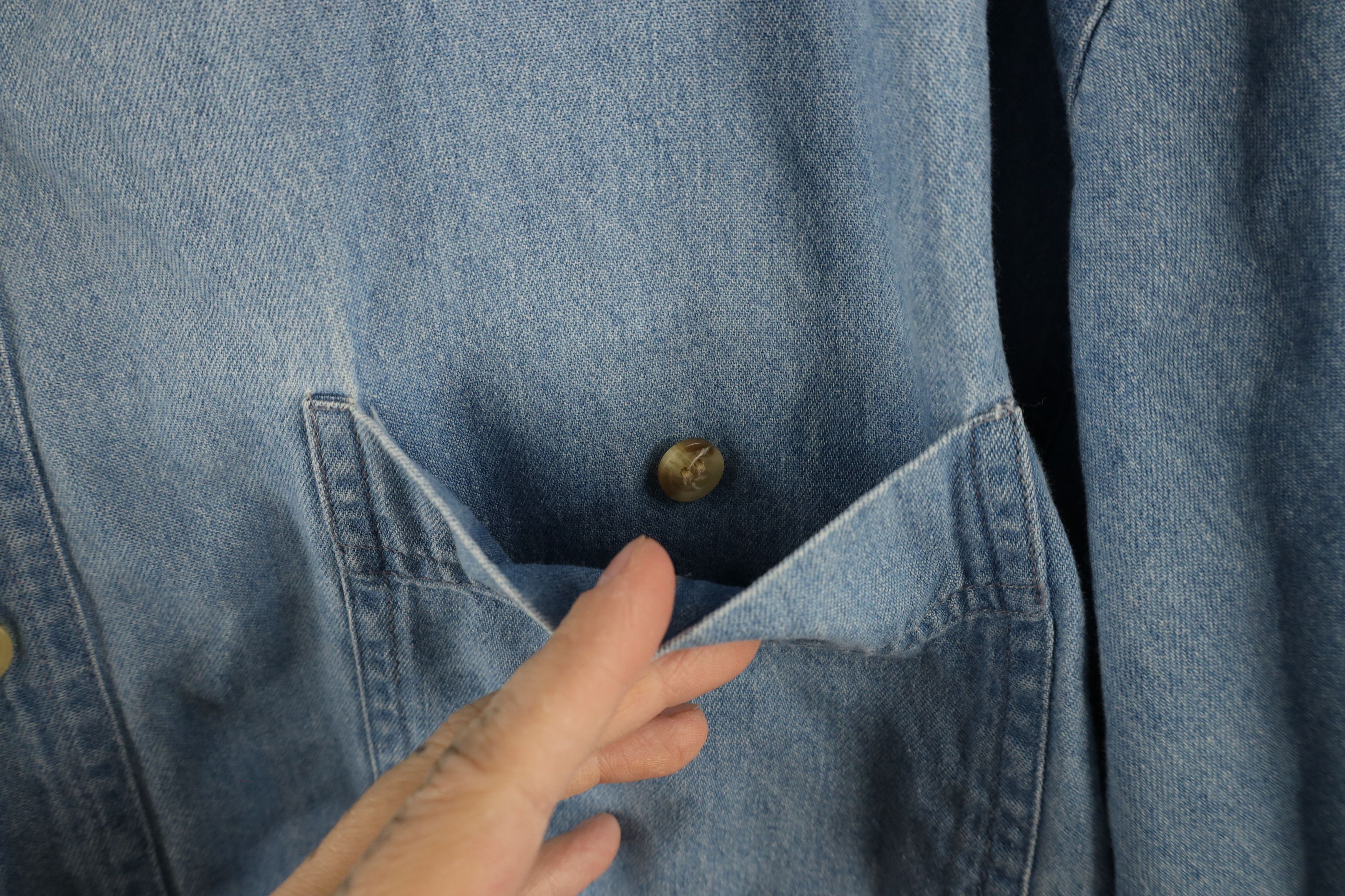 Vintage Vintage 90s Streetwear Short Sleeve Denim Jean Button Shirt Size US XXL / EU 58 / 5 - 6 Thumbnail