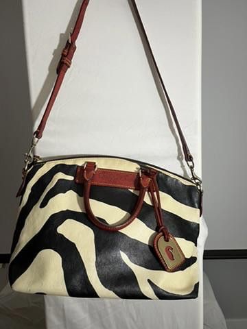 Dooney & Bourke Dooney & Bourke Zebra Print Handbag - Stylish and Functional Size ONE SIZE - 1 Thumbnail