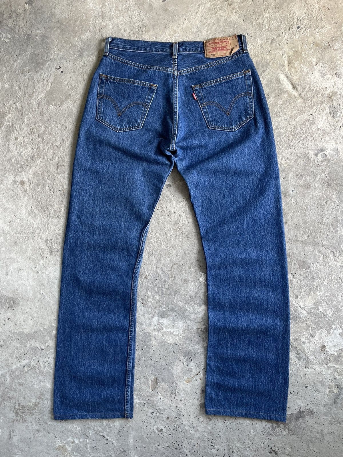 Levi's Levi's 501 Red Tab Straight Classic Fit Denim Jeans Size US 32 / EU 48 - 1 Thumbnail