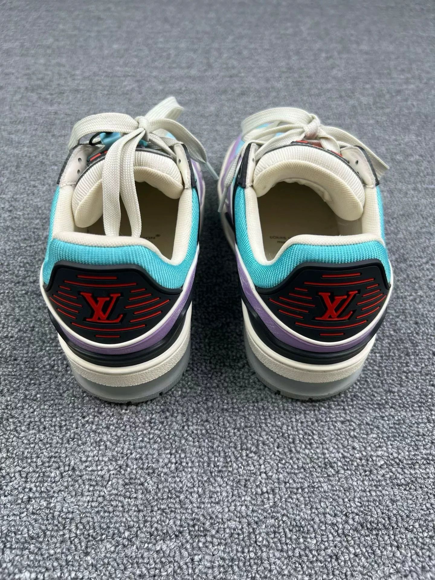 Louis Vuitton Louis Vuitton Macaron Trainer Sneakers Size US XXS / EU 40 - 4 Thumbnail