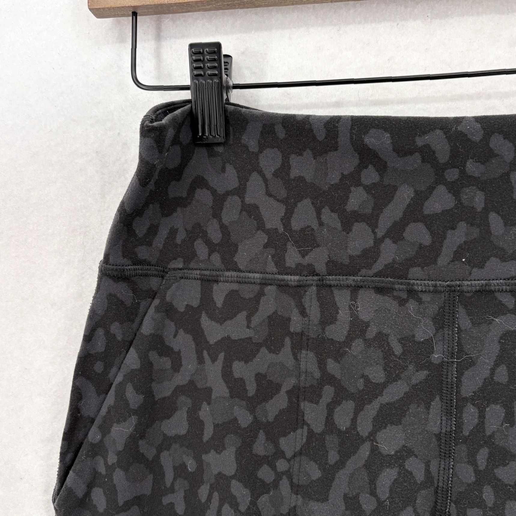 Lululemon Lululemon Align Jogger Pants Womens 6 Heritage 365 Camo Deep Coal Multi Gym Cozy Size 28" / US 6 / IT 42 - 3 Thumbnail