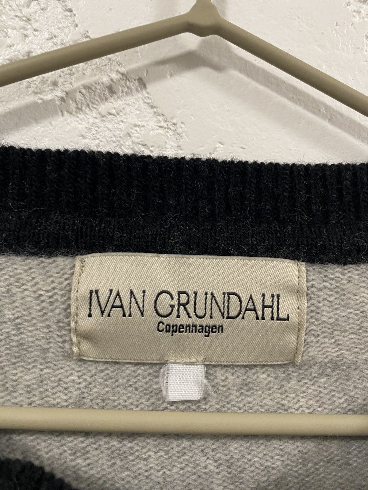 Ivan Grundahl Ivan Grundahl Geometric Panelled Oversized Wool Sweater Size L / US 10 / IT 46 - 2 Thumbnail