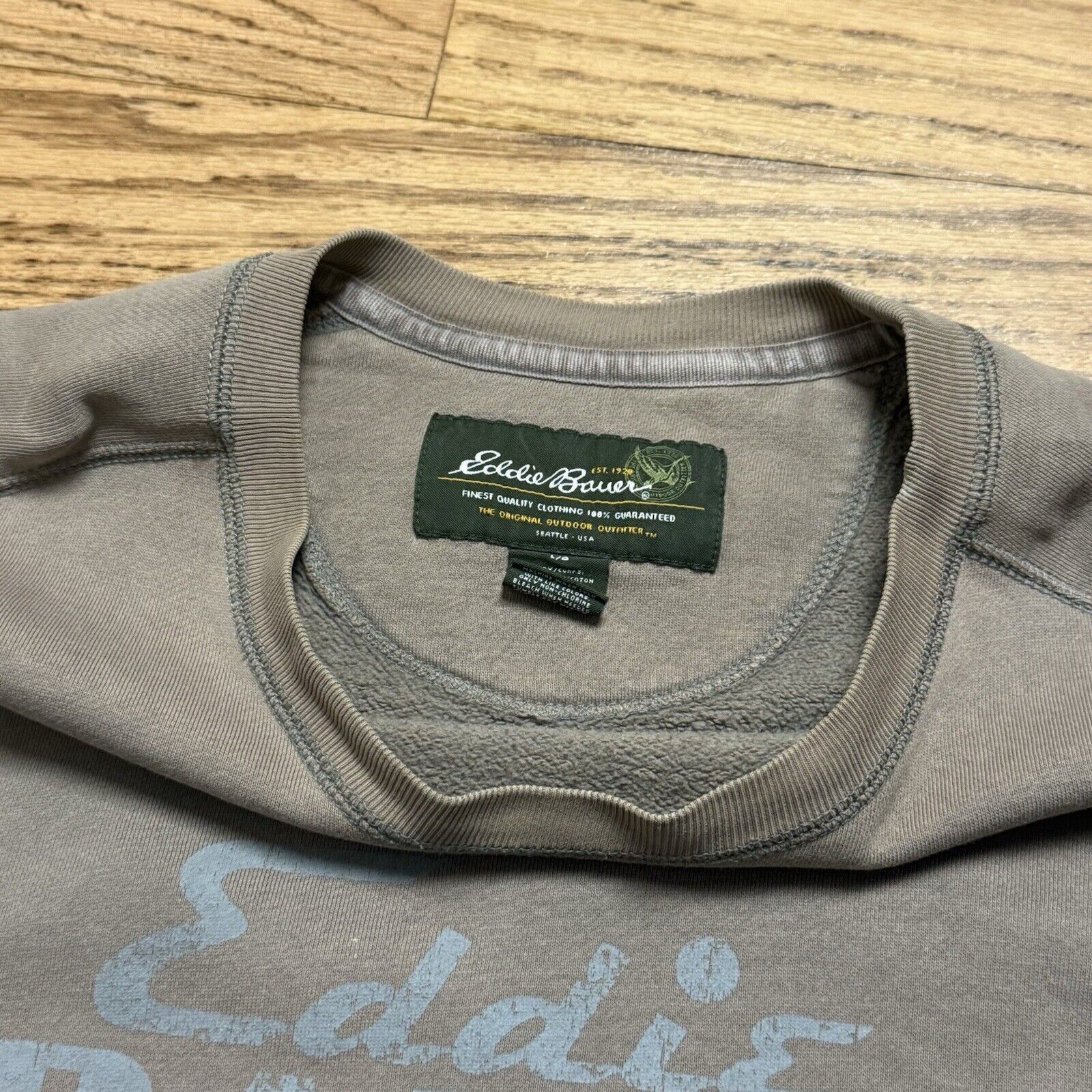 Vintage Vintage Eddie Bauer Men's Distressed Sweatshirt Large Gray Size US L / EU 52-54 / 3 - 9 Thumbnail