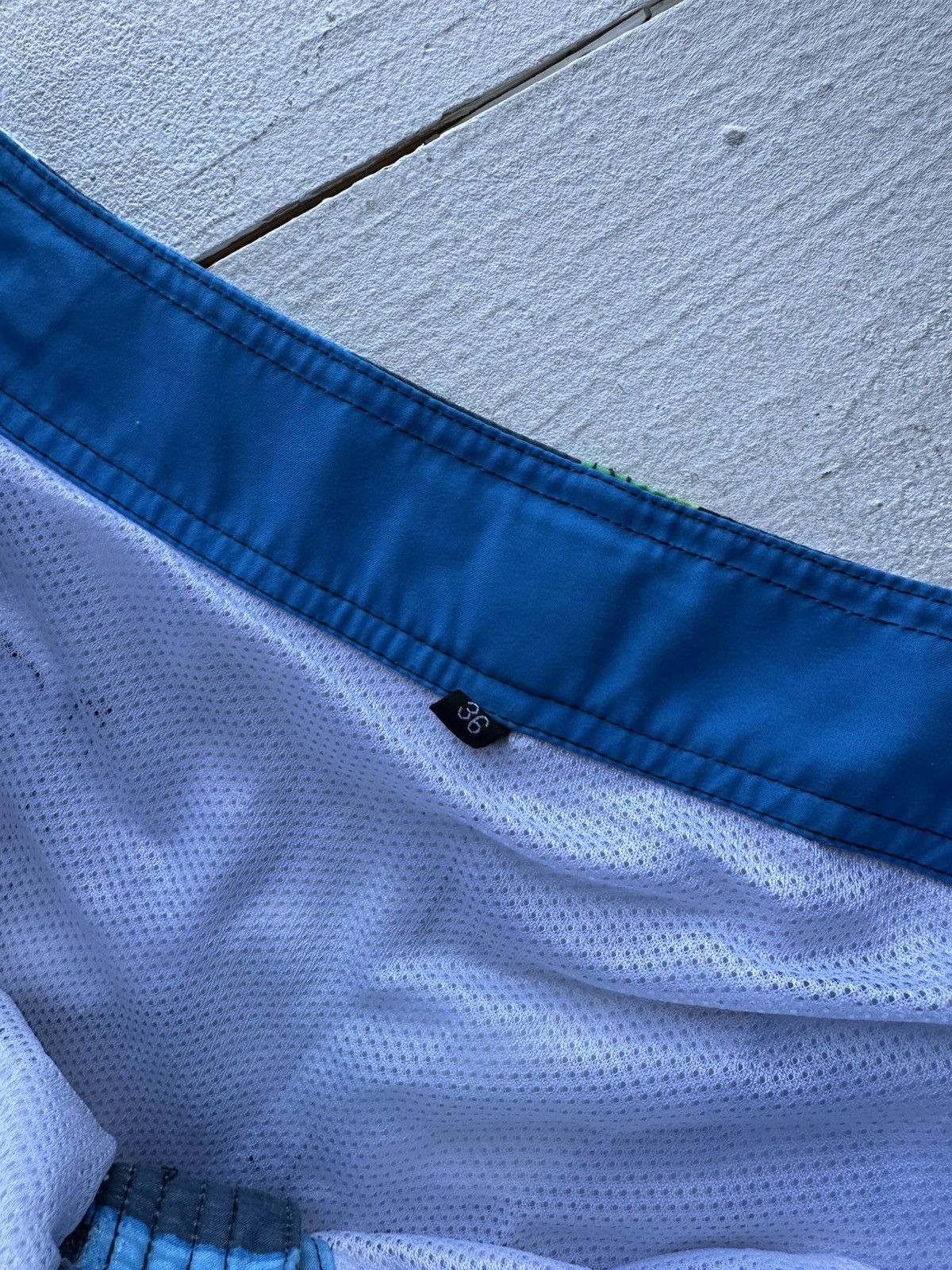Quiksilver 🚨Vintage Quiksilver Shorts Big Logo Y2K Style 90s Surfing Size US 36 / EU 52 - 5 Thumbnail