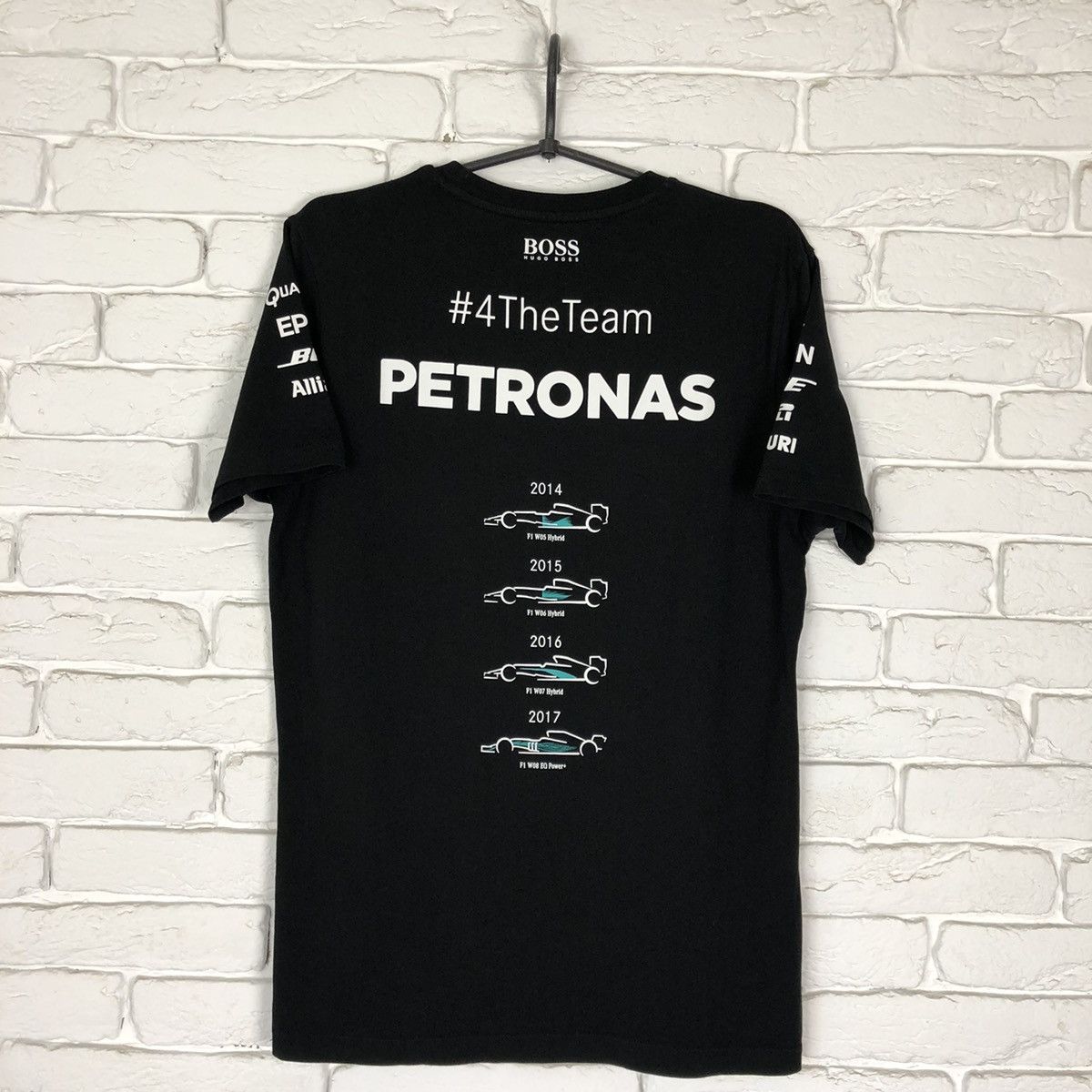 Formula 1 Mercedes Benz AMG Petronas Hugo Boss tee t shirt Size US M / EU 48-50 / 2 - 4 Thumbnail
