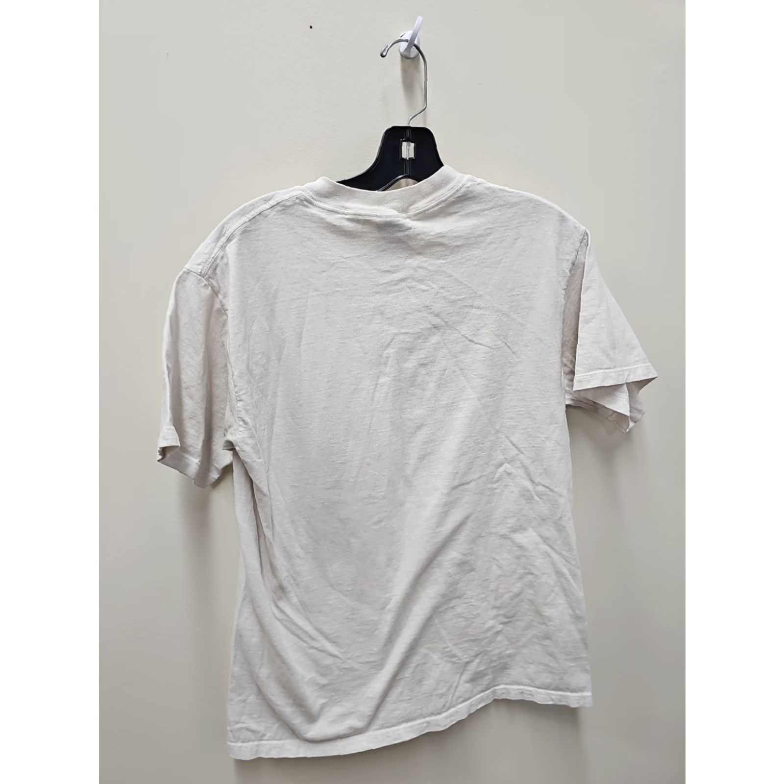 Vintage VINTAGE Duck Tape Art Shirt Mens Adult Medium Beige 1990s Graphic Tee Oneita Short Sleeve Early Distressed 18 Chest 26.5 Length Size US M / EU 48-50 / 2 - 4 Thumbnail