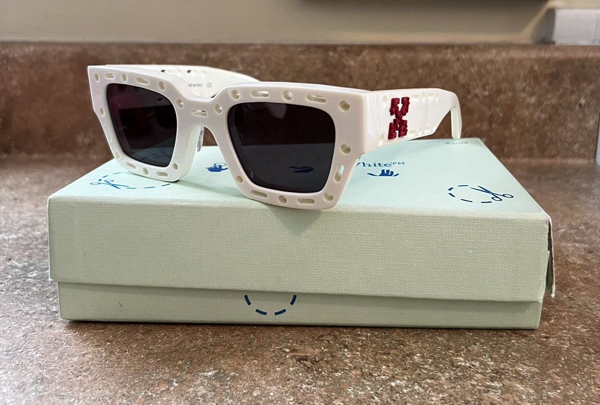 Off-White OFF-WHITE Virgil Cut Out Mercer Square Frame Sunglasses Size ONE SIZE - 1 Thumbnail