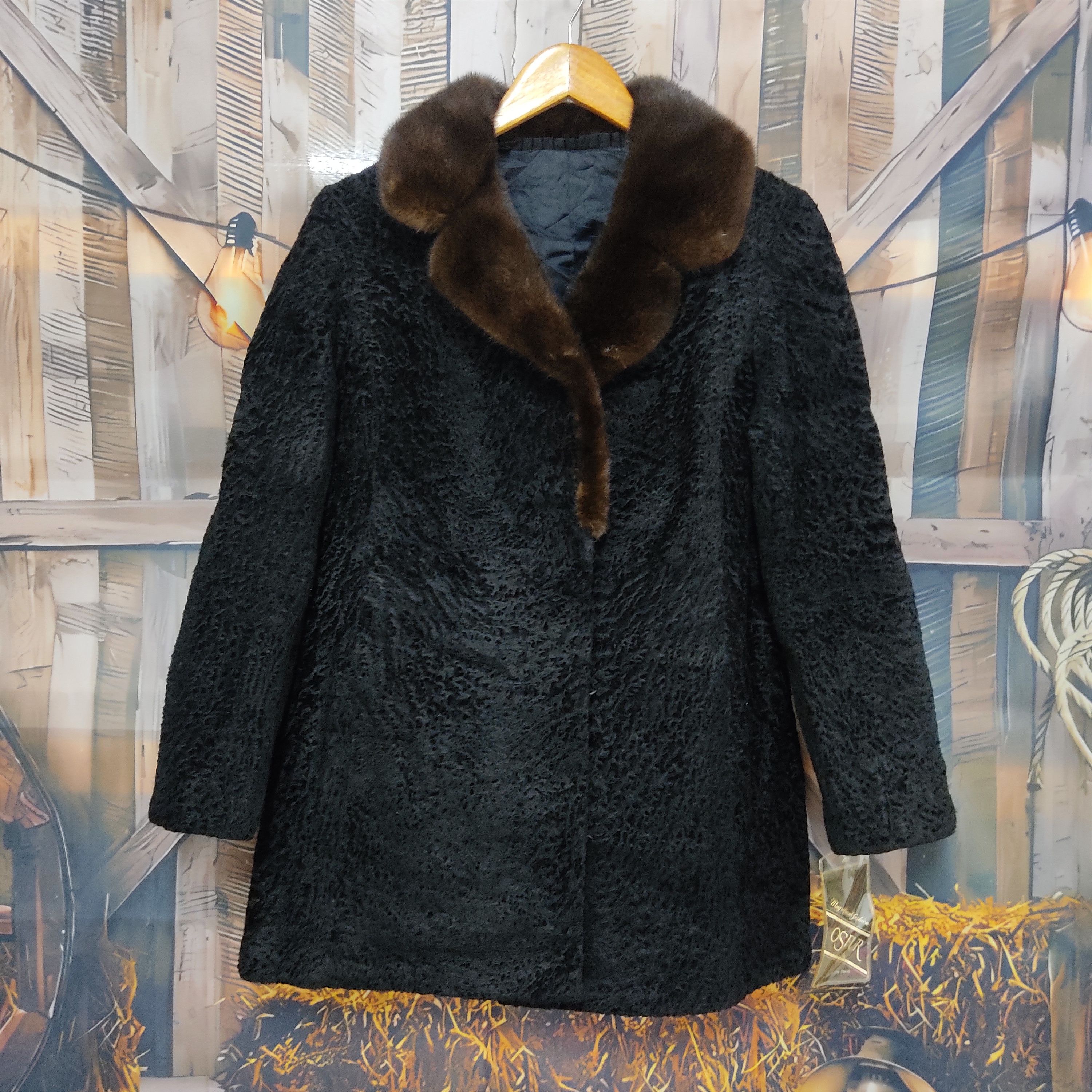 Japanese Brand OSFUR TOKYO Black Persian Lamb Coat with Mink Fur Size M / US 6-8 / IT 42-44 - 2 Thumbnail