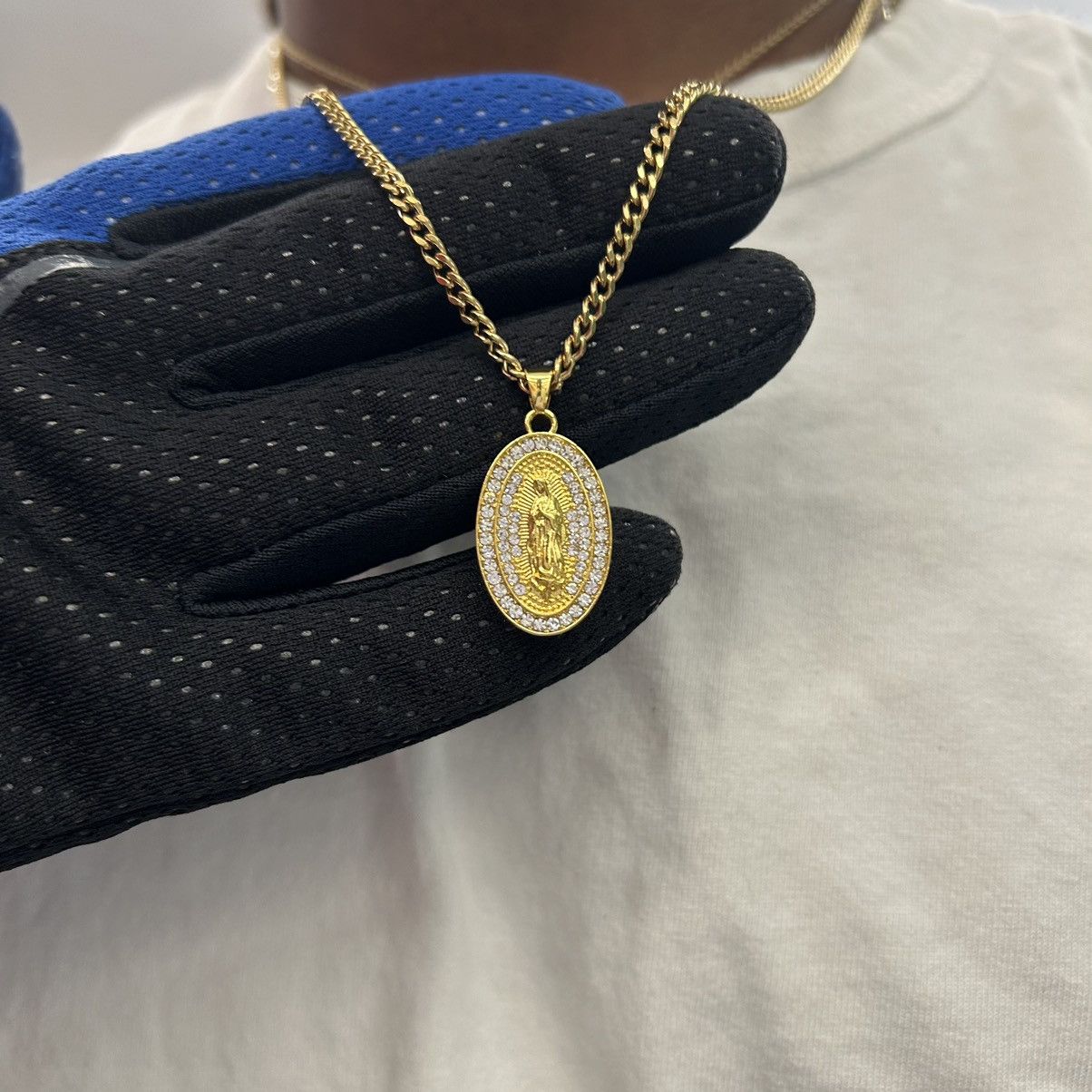 Japanese Brand × Vintage Y2K 2000s gold plated Maria pendant hip hop chain Size ONE SIZE - 3 Thumbnail