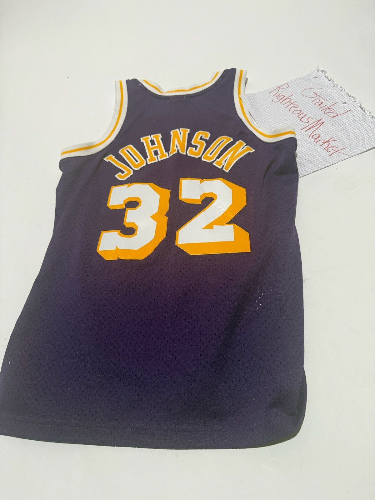Mitchell & Ness 1984-85 Magic Johnson Jersey Size US M / EU 48-50 / 2 - 2 Thumbnail