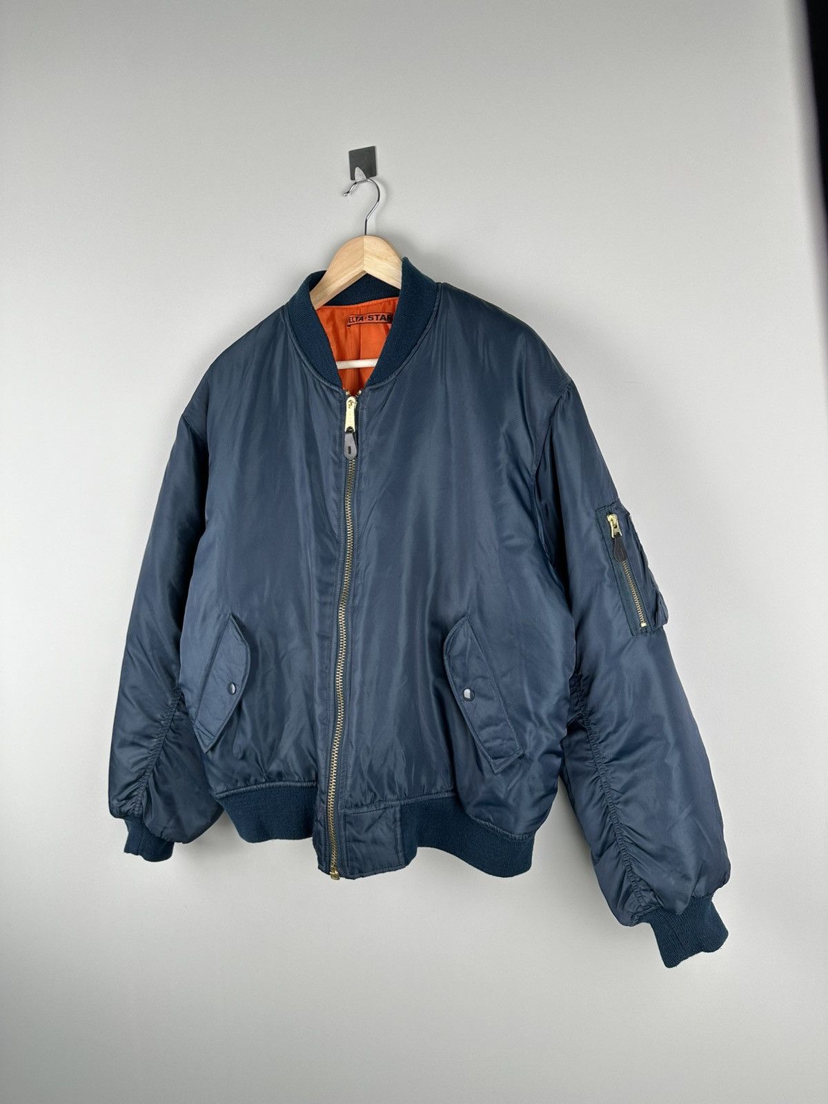 Delta × Japanese Brand Y2k Delta Bomber Jacket Oversized Size US L / EU 52-54 / 3 - 4 Thumbnail
