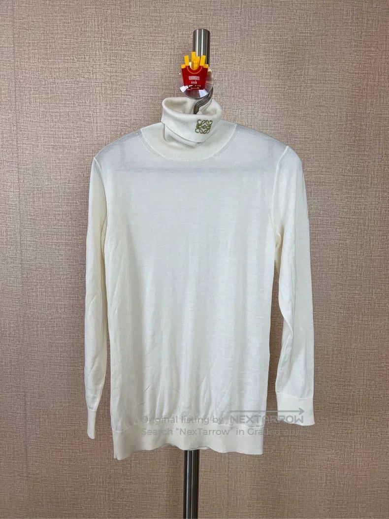 Loewe White High Neck Embroidered Cashmere Knit Top