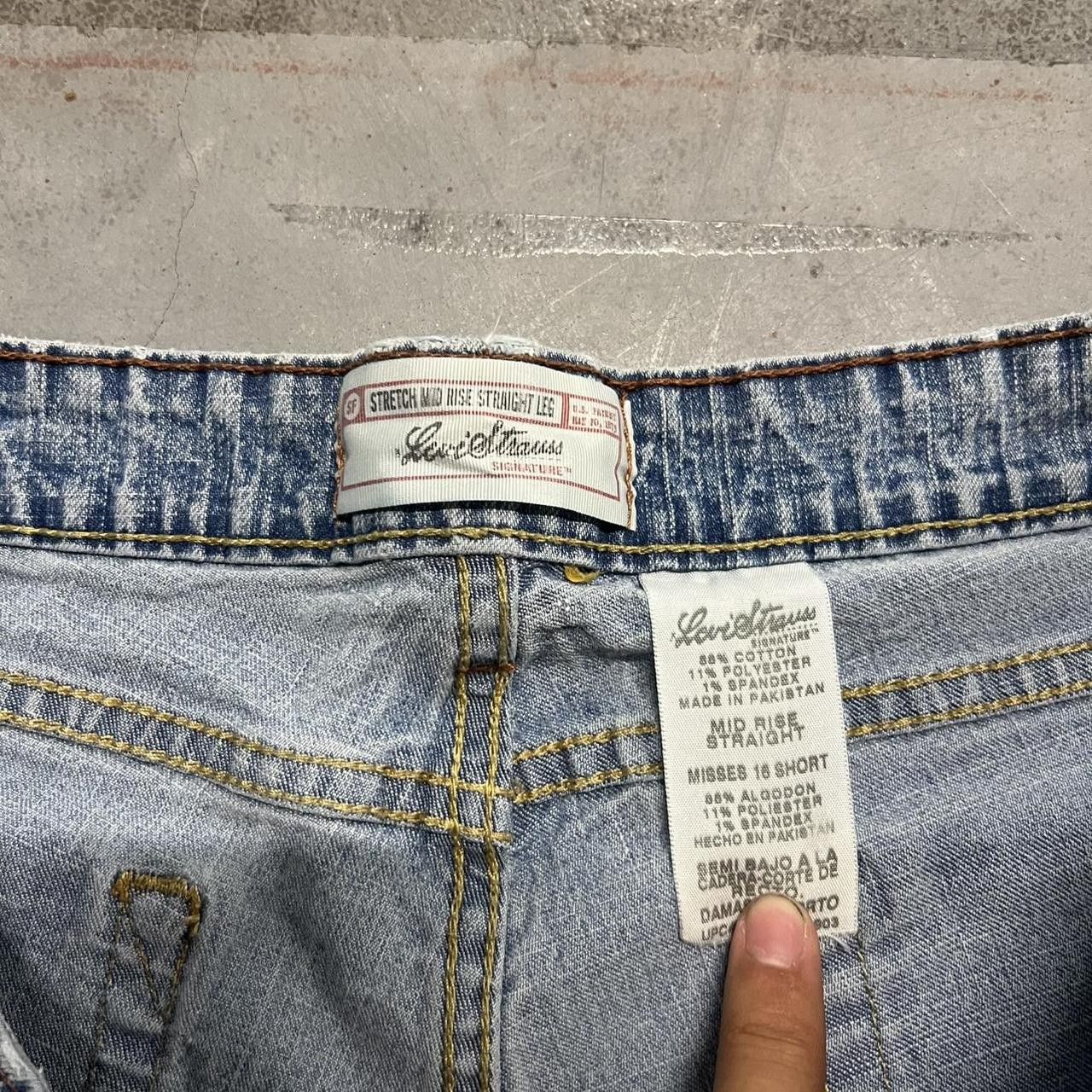 Levi's × Vintage Vintage Y2K/2000s Levis Straight Leg Light Wash Denim Jeans! Size US 34 / EU 50 - 6 Thumbnail