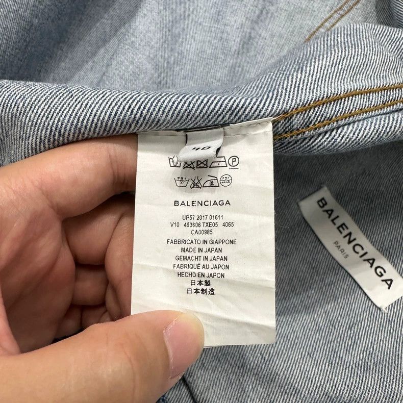 Balenciaga Balenciaga collar letter embroidered denim jacket-2506 Size US S / EU 44-46 / 1 - 3 Thumbnail