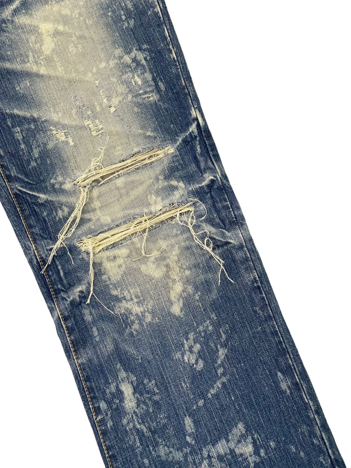 Japanese Brand Distress Thrash Acid Wash Oniarai Denim Regular Fit 7🟦4 Size US 35 - 7 Thumbnail