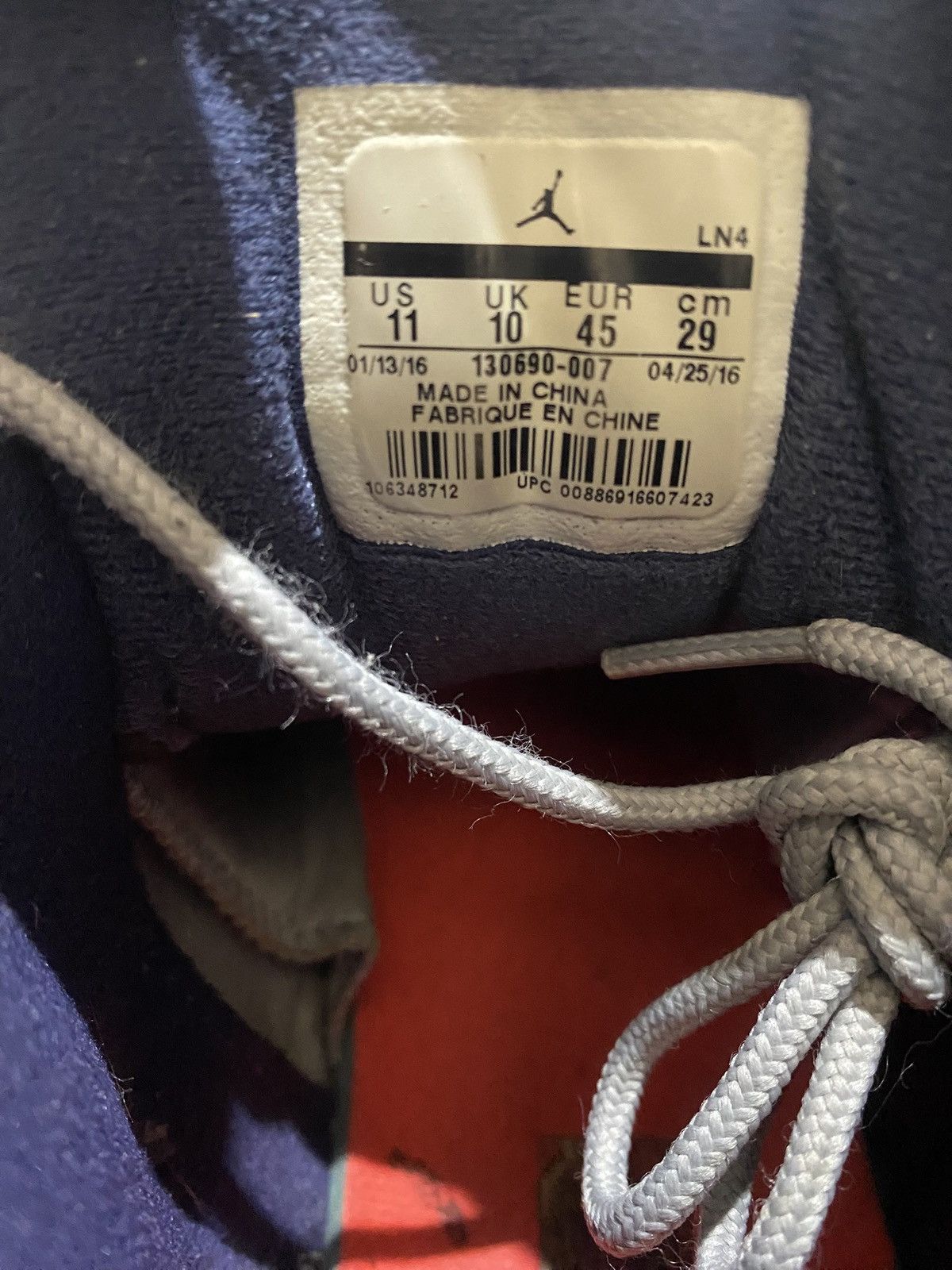 Jordan Brand Air Jordan 12 UNC Size 11 Mens Authentic Size US 11 / EU 44 - 6 Thumbnail