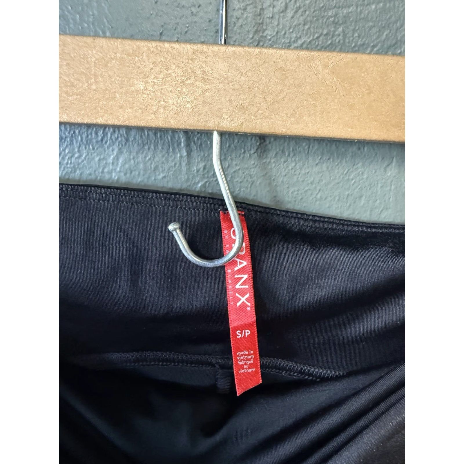 Spanx Spanx Womens Black Cropped Legging Pull On Athletic Size Small Size 28" / US 6 / IT 42 - 3 Thumbnail