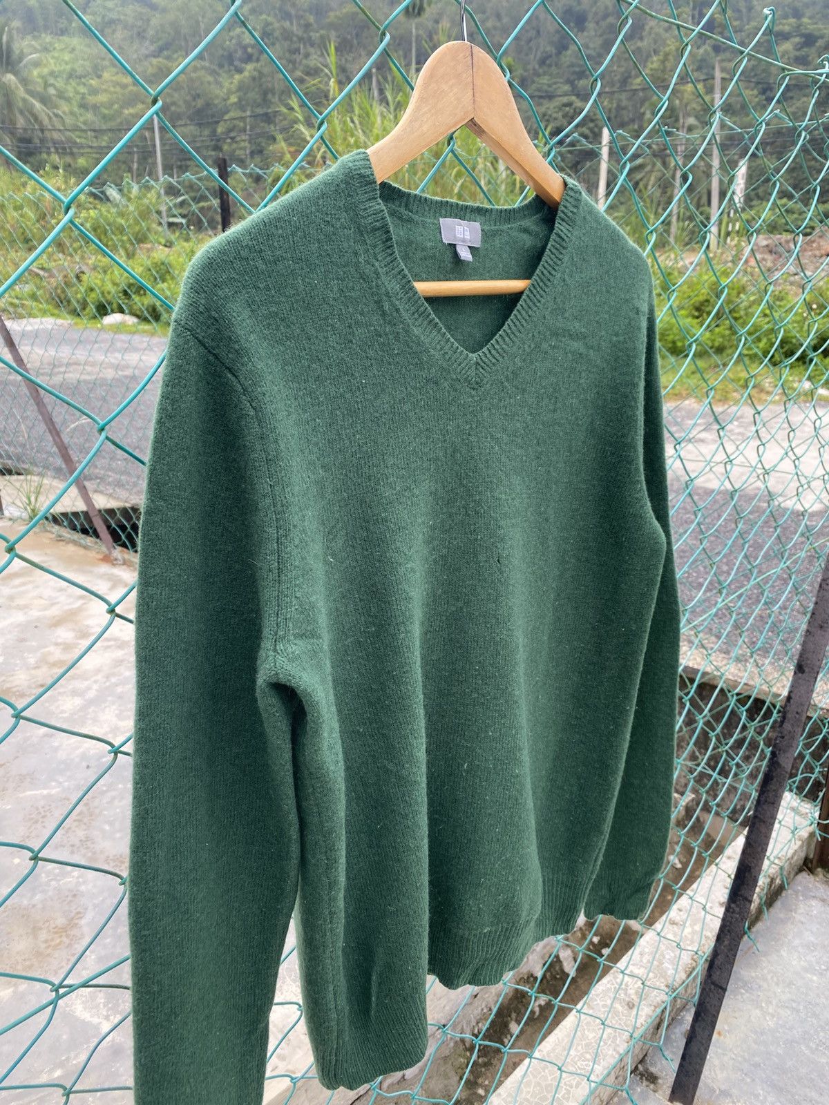 Uniqlo Uniqlo wool knitwear Size US M / EU 48-50 / 2 - 4 Thumbnail