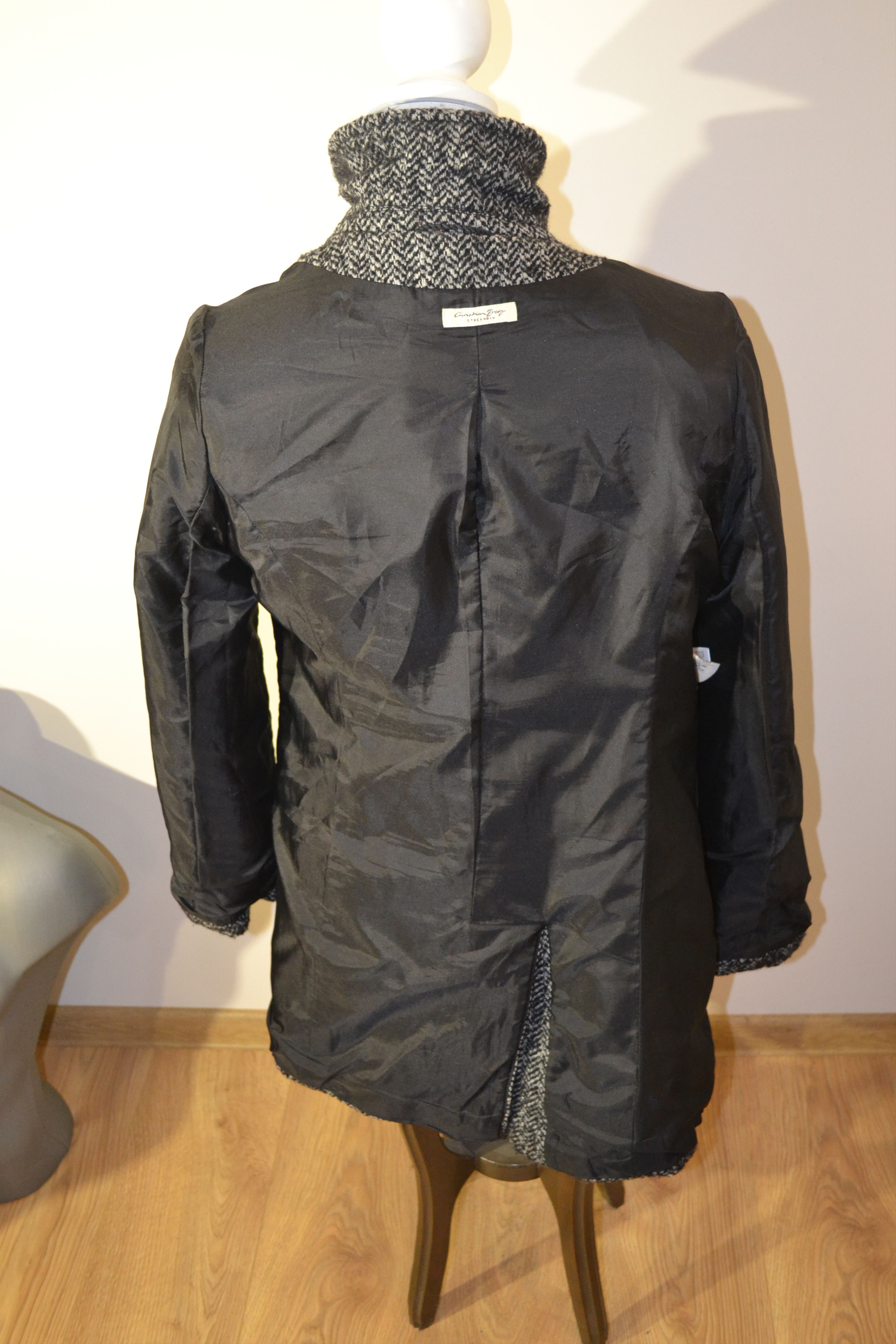 Other Vintage Christian Berg Wool Coat – Wool Blend Overcoat Size M / US 6-8 / IT 42-44 - 6 Thumbnail