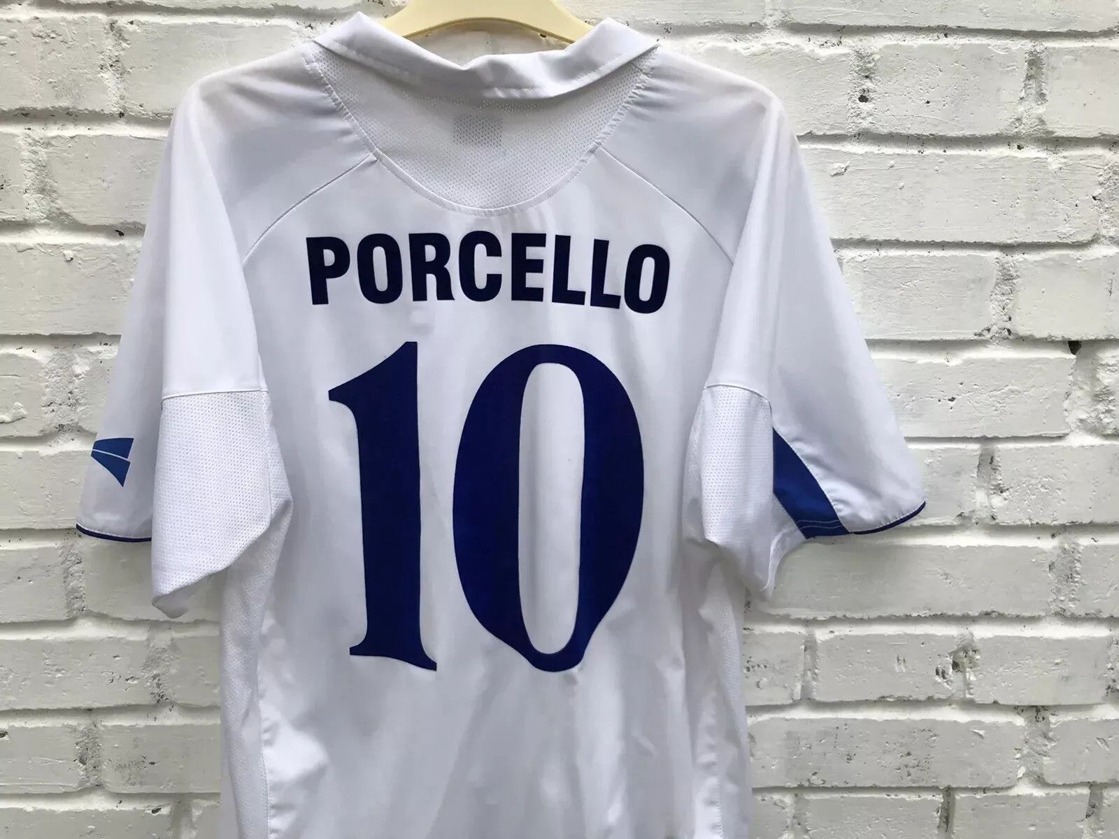 Vintage VINTAGE KARLSRUHER 2006 2007 HOME FOOTBALL JERSEY SOCCER #10 Size US XL / EU 56 / 4 - 8 Thumbnail