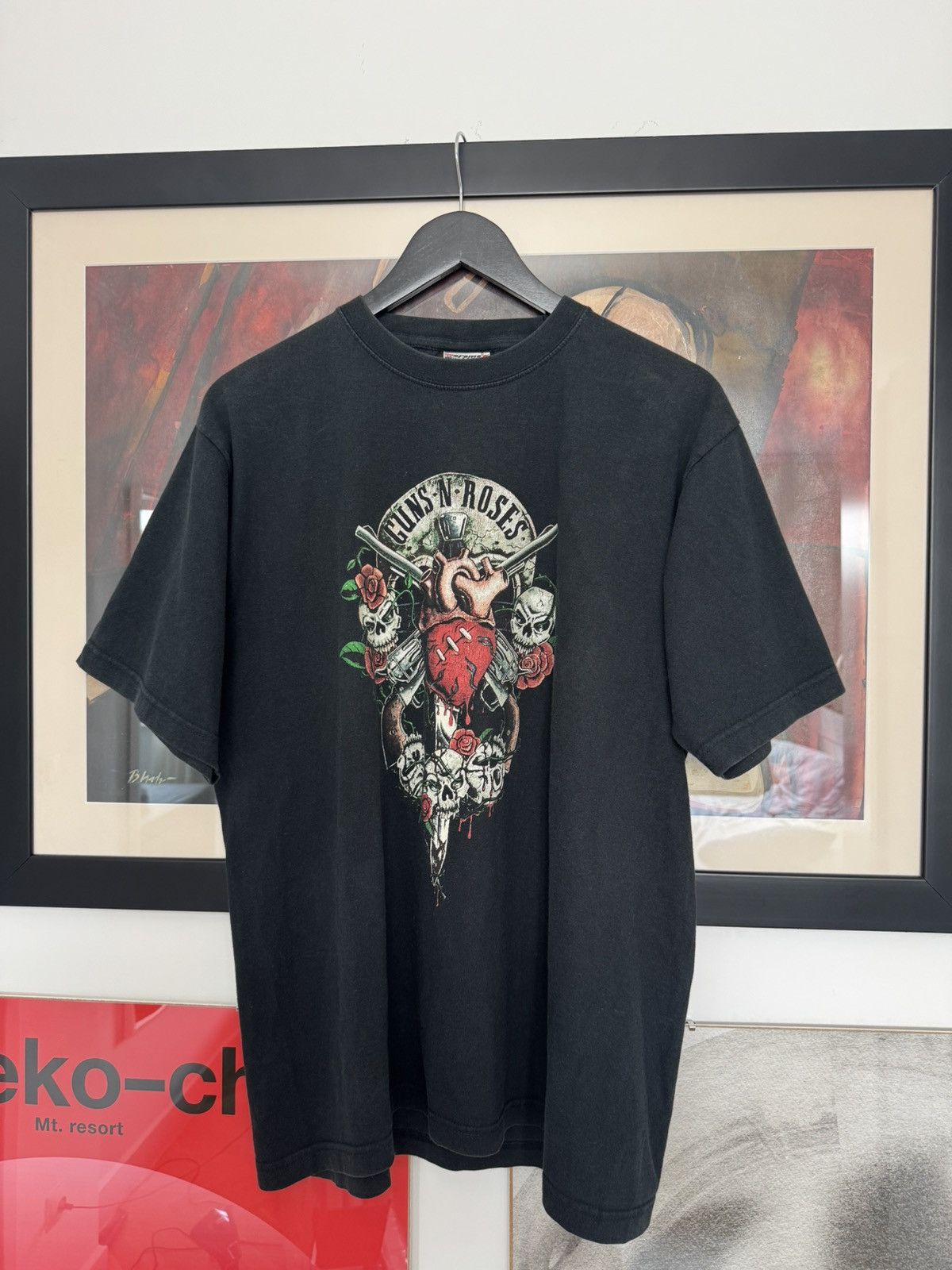 Band Tees Vintage 90s Guns N Roses Rock Band Tee Rare Print Rose Heart Size US L / EU 52-54 / 3 - 1 Thumbnail