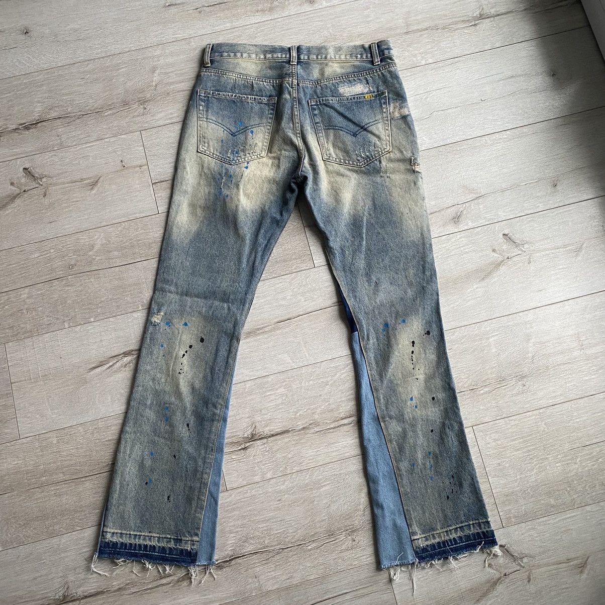 Japanese Brand Reworked Flared Gallery Dept. Custom Jeans Japanese Style Size US 34 / EU 50 - 2 Thumbnail