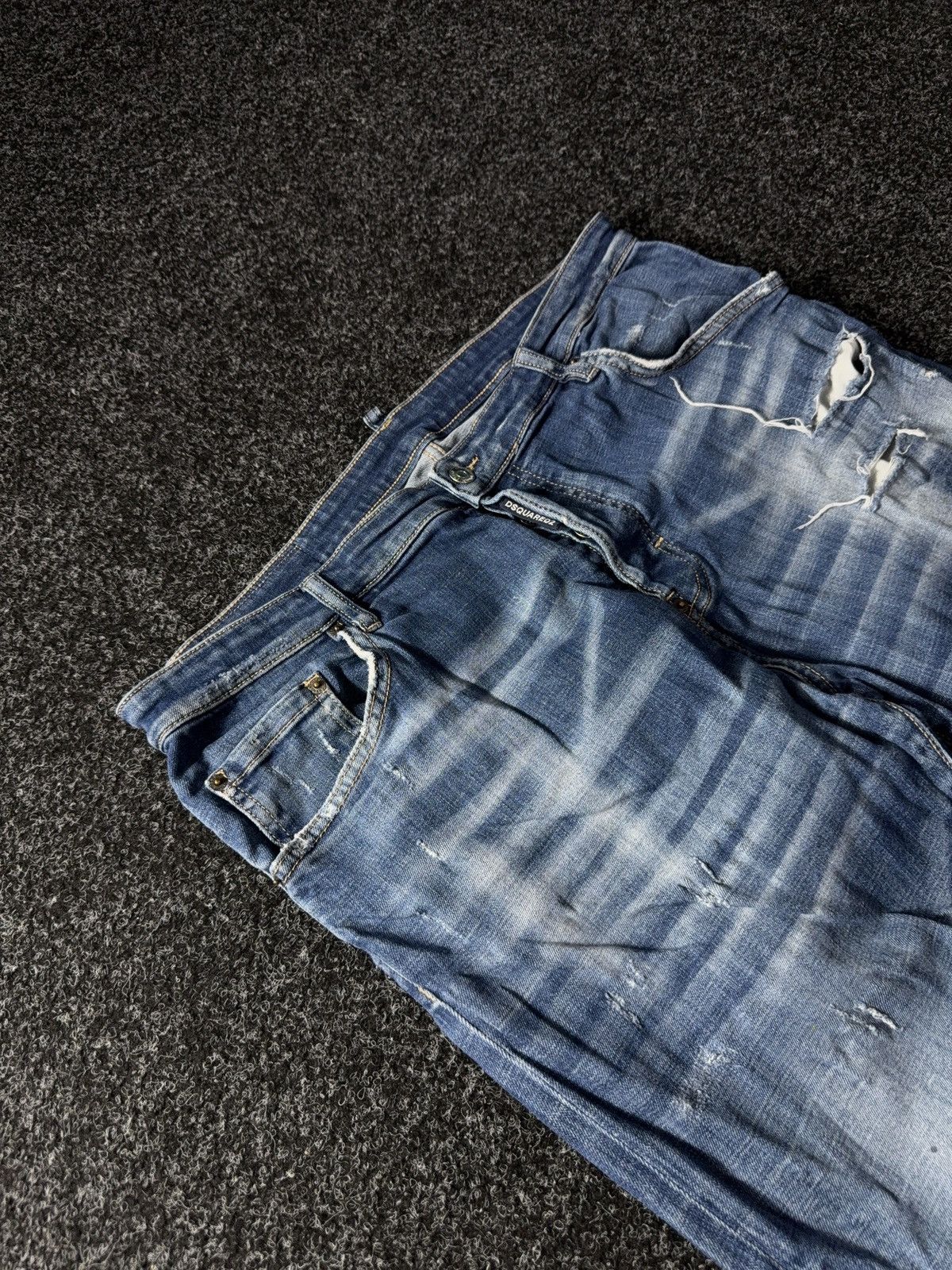 Dsquared2 Dsquared2 Blue Distressed Denim Jeans Men’s pants Size US 37 - 4 Thumbnail