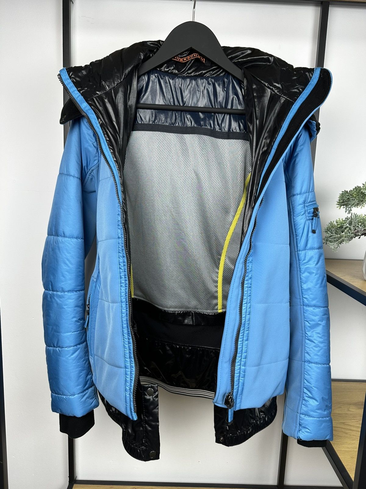 Frauenschuh Frauenschuh Women’s Ski Snowboarding Jacket 3 Size Blue Hood Size S / US 4 / IT 40 - 13 Thumbnail