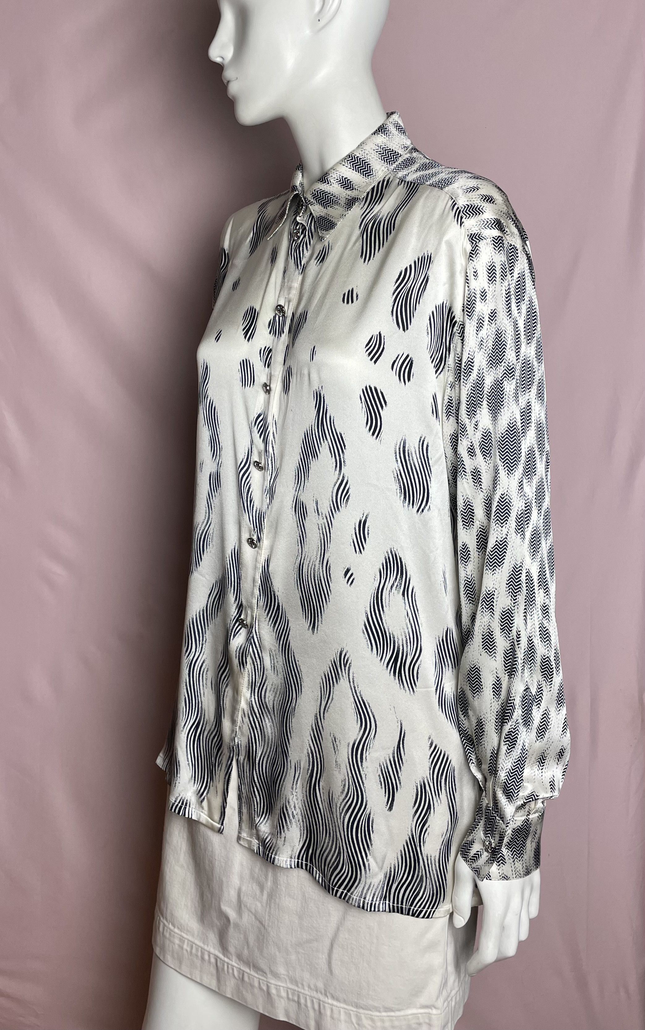 Escada ESCADA Silk Blouse Shirt Snakeskin Print EU 38 Size S / US 4 / IT 40 - 2 Thumbnail