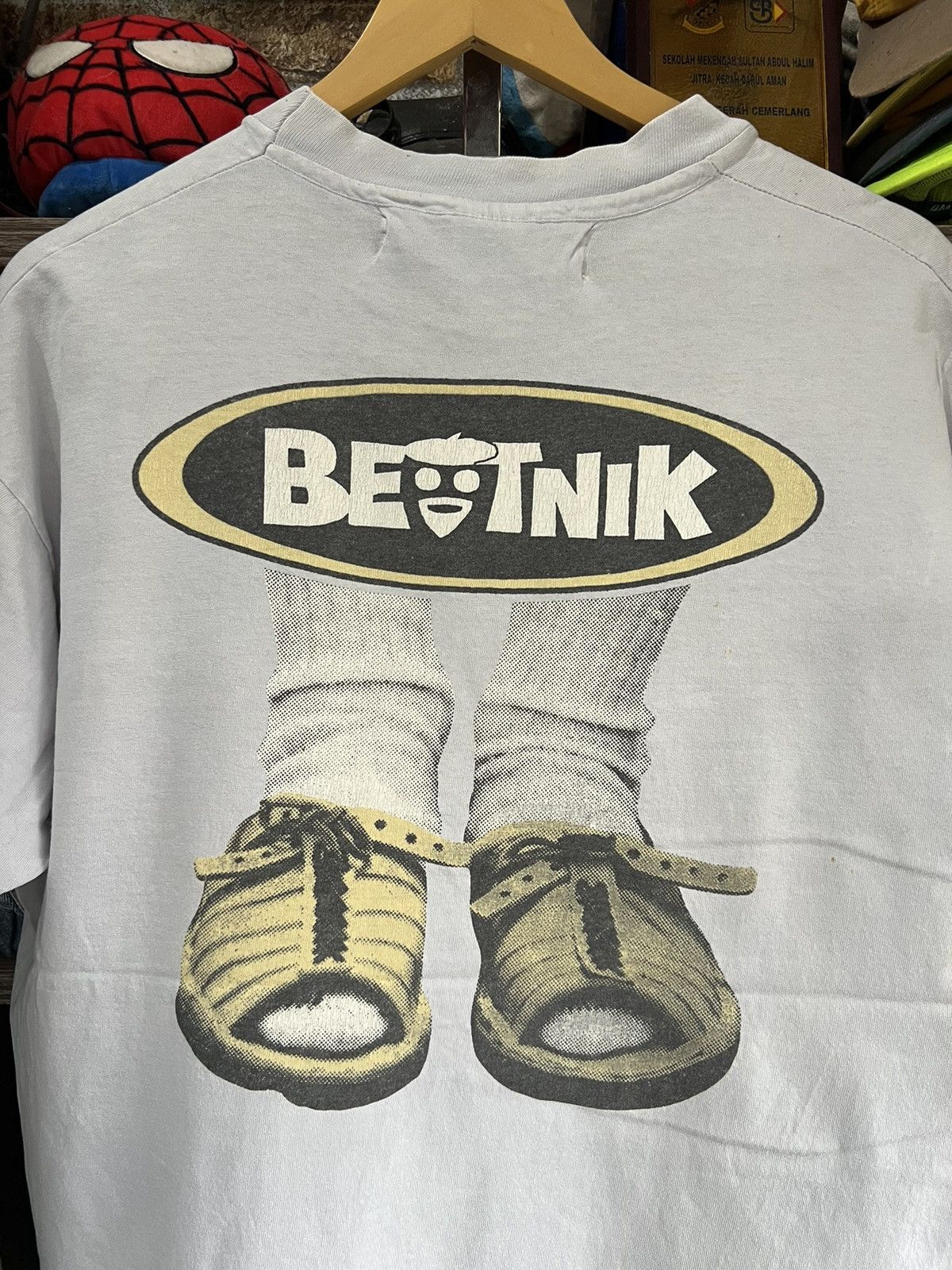 Other 🔥Vintage Made in Usa Beatnik Sandal Tee Size US L / EU 52-54 / 3 - 11 Thumbnail