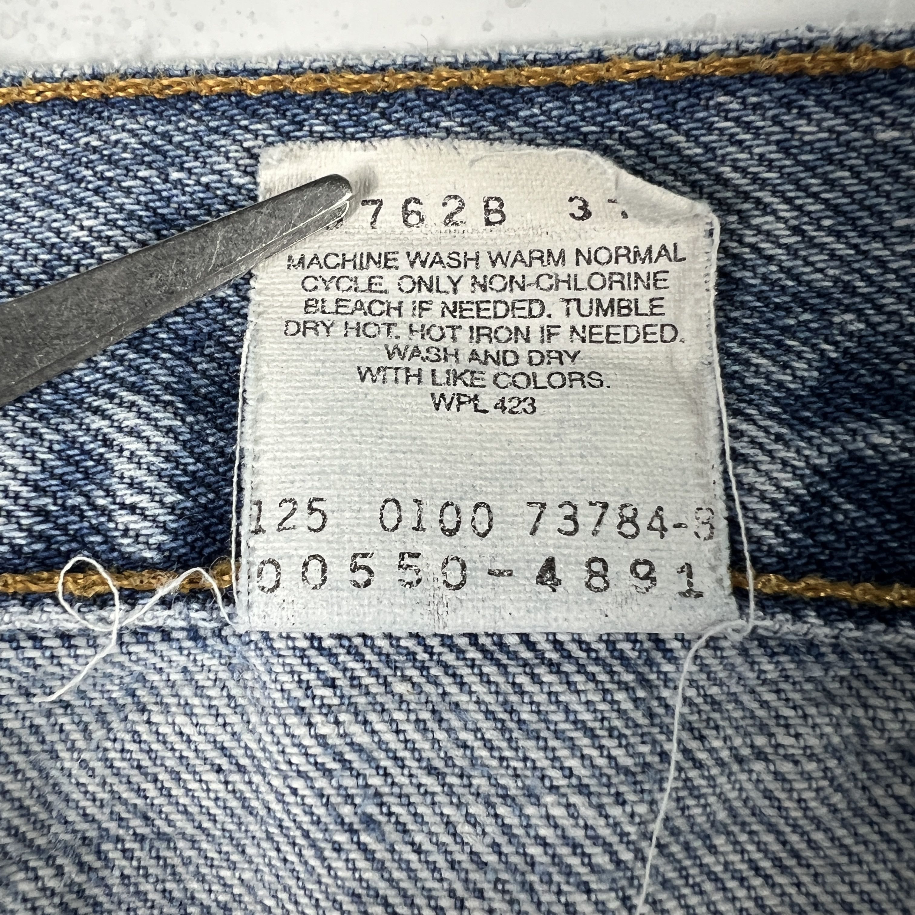 Levi's × Vintage Y2K Levi's Jeans 550 Relaxed Blue Faded Cotton Denim Size US 36 / EU 52 - 9 Thumbnail
