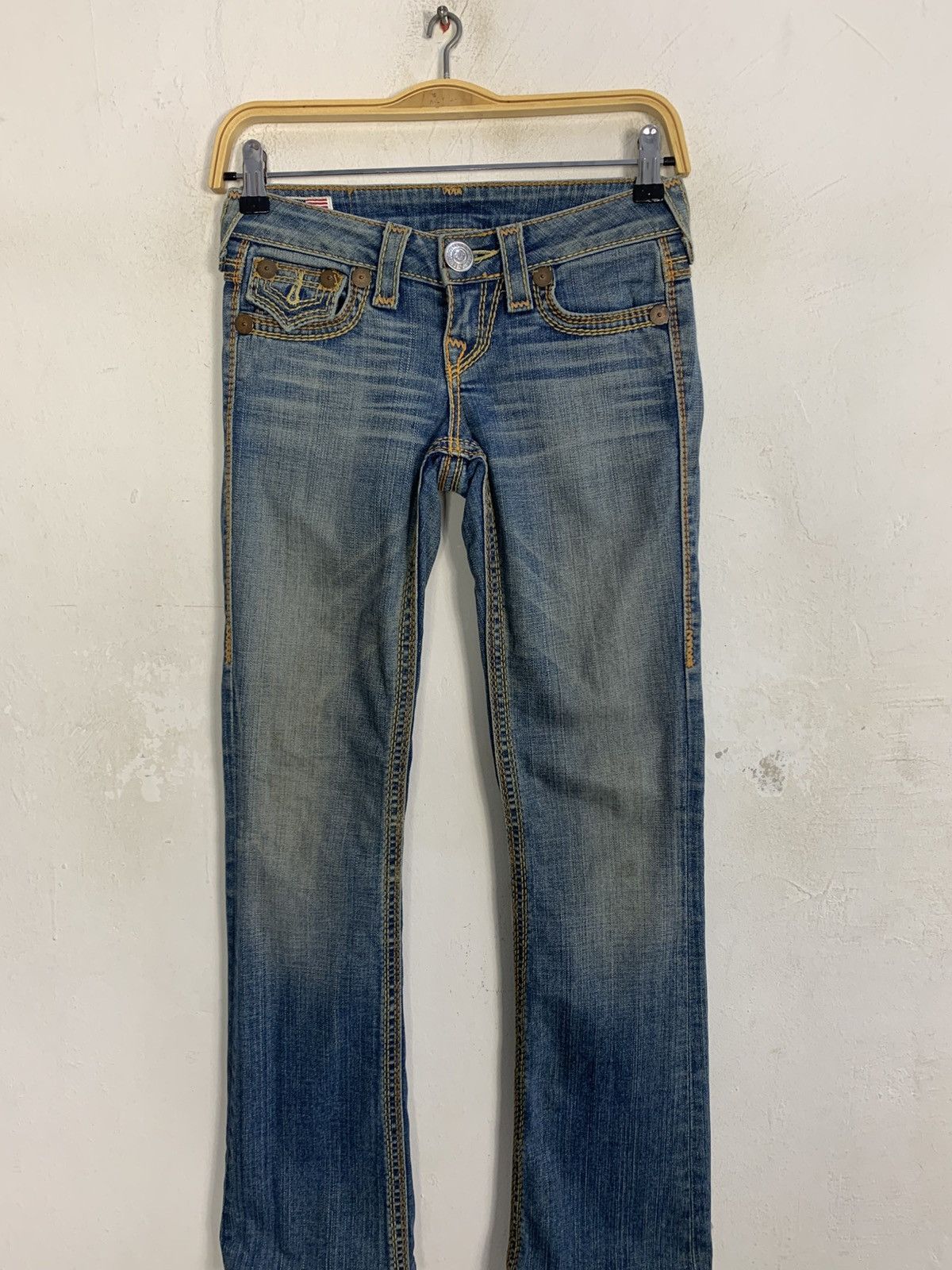 True Religion True Religion Section Becky Qt Zipper Jeans Straight Cut Size 26" / US 2 / IT 38 - 3 Thumbnail