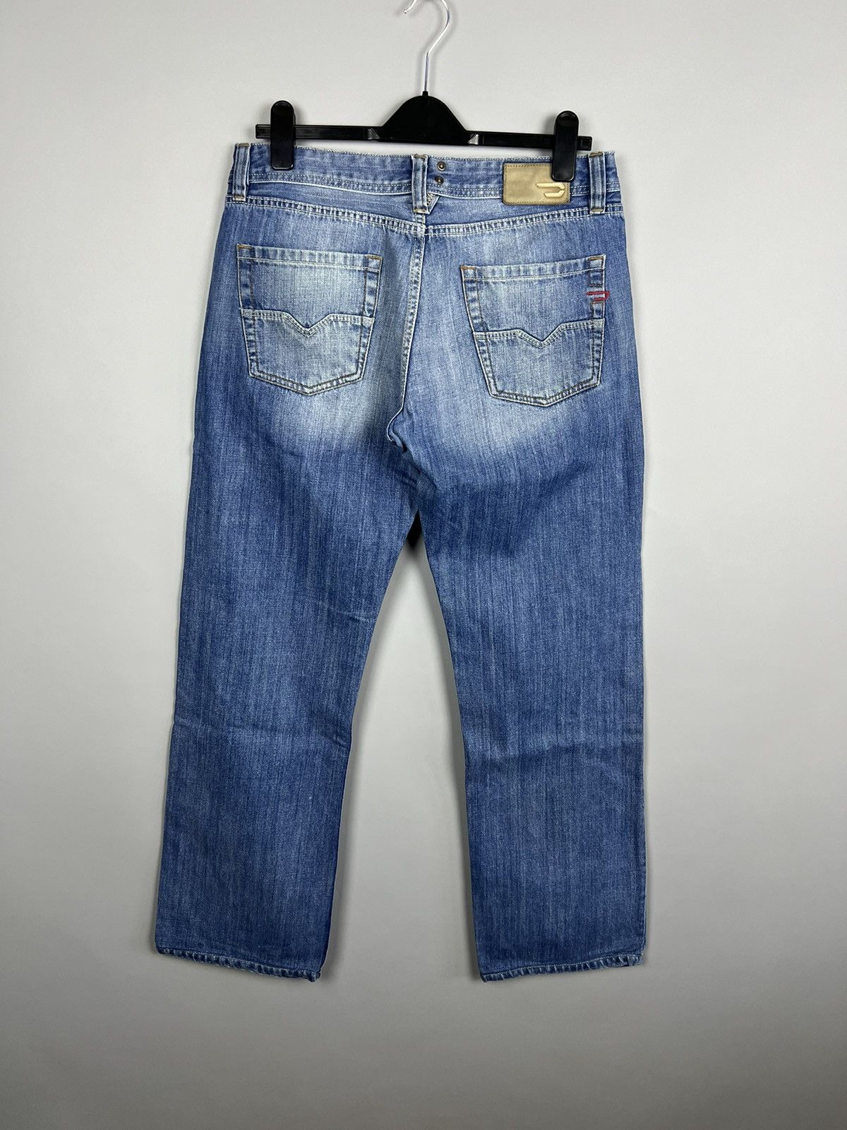 Diesel W32 Diesel Industry Denim Division Vintage Jeans Distressed Size US 32 / EU 48 - 1 Thumbnail