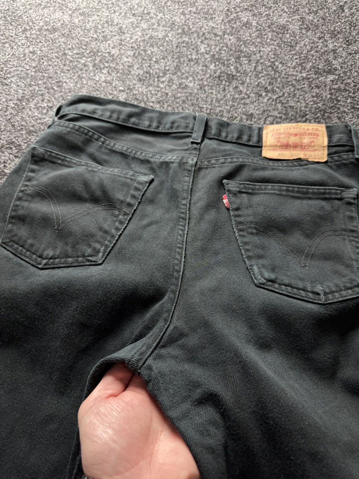 Levi's Vintage Clothing 90s Levis 751 USA Black Faded Distressed Denim Jeans Vintage Size US 33 - 16 Thumbnail
