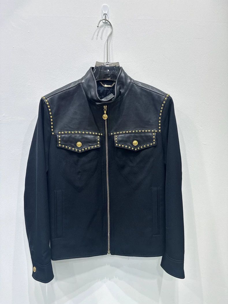 Versace Versace Spelled sheepskin coat Size M / US 6-8 / IT 42-44 - 1 Thumbnail
