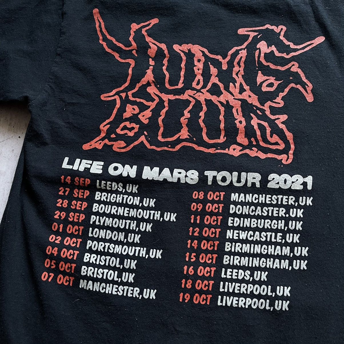 Band Tees Yung Blud Life on mars tour 2021 Size US M / EU 48-50 / 2 - 7 Thumbnail