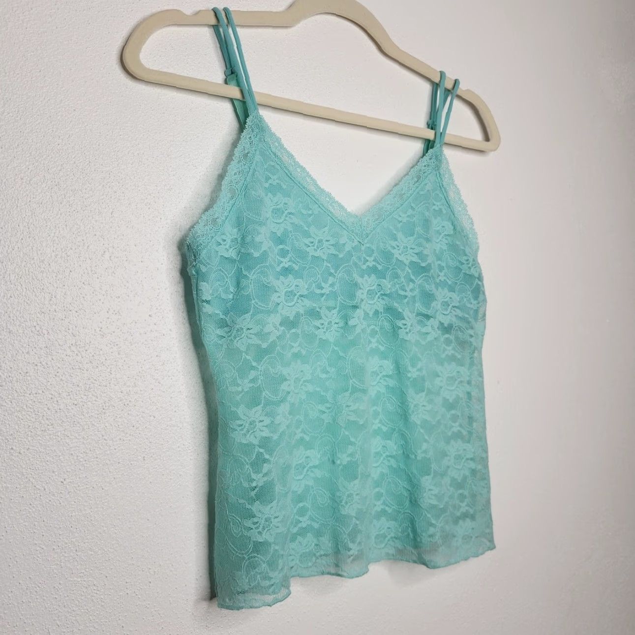 Victoria's Secret VINTAGE Victoria's Secret Blue Floral Flower Rose Lace Cami Tank Top Sheer Tank Adult M Women Blue Size M / US 6-8 / IT 42-44 - 2 Thumbnail