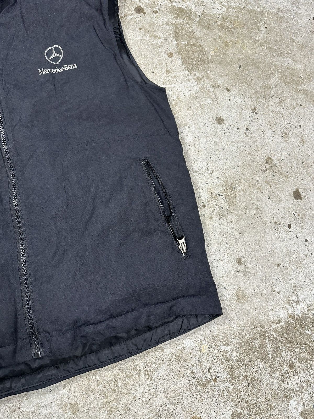 Mercedes-Benz × Vintage Vintage Y2K Mercedes Benz Black Vest Utility Size US M / EU 48-50 / 2 - 4 Thumbnail