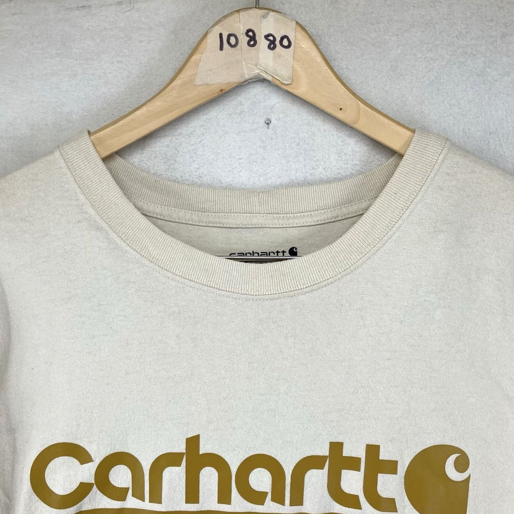 Carhartt Carhartt Men's Long Sleeve T-Shirt Relaxed Fit Large Chest Logo Beige EUC Size US L / EU 52-54 / 3 - 6 Thumbnail