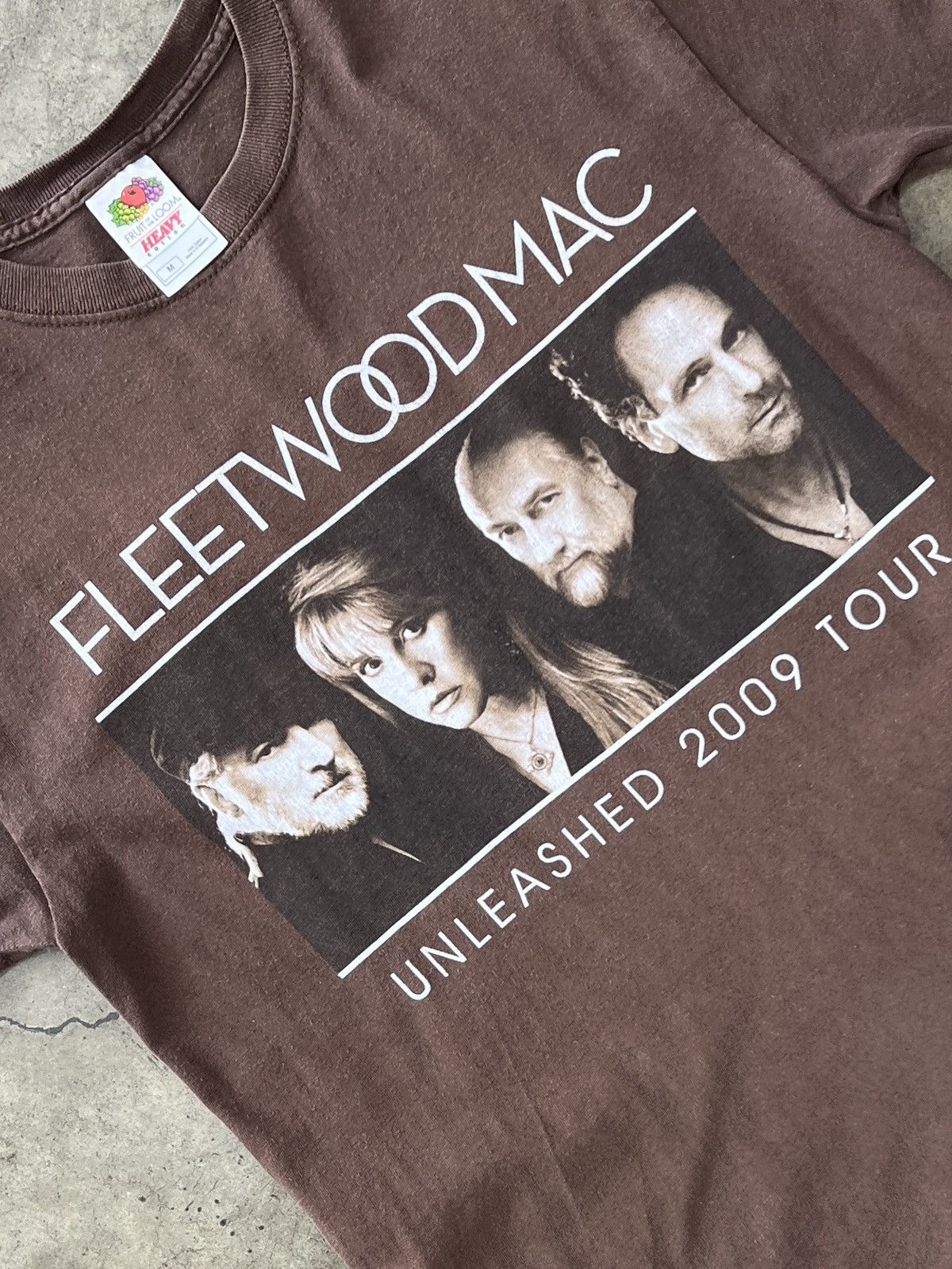 Band Tees Vintage 2009 Fleetwood Mac Unleashed Tour Tee Medium Size US M / EU 48-50 / 2 - 1 Thumbnail