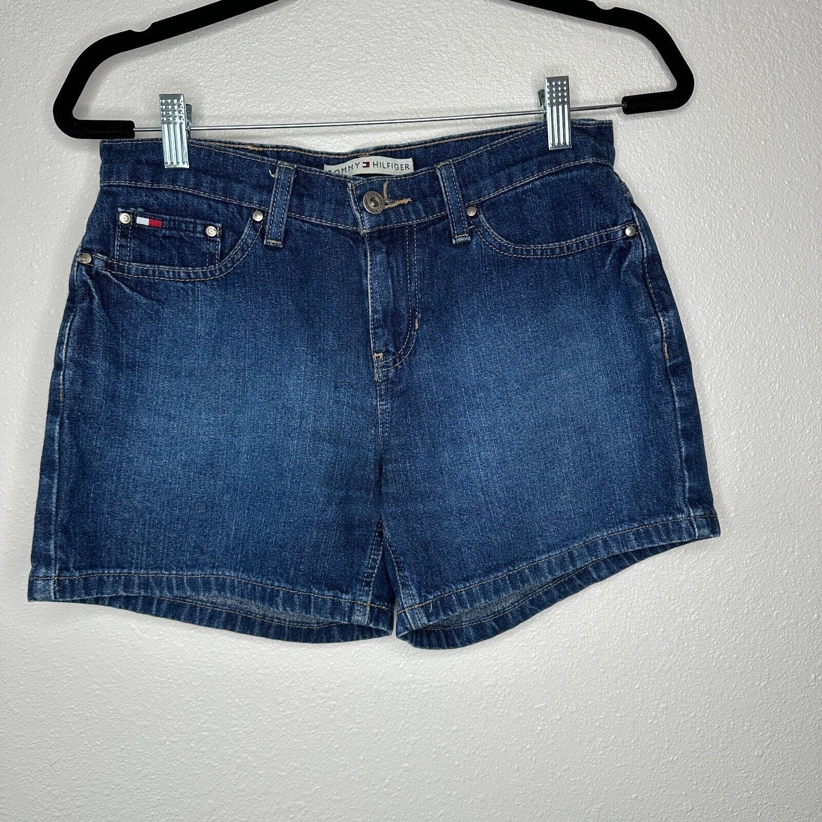 Tommy Hilfiger Tommy Hilfinger Blue Mid Rise Boyfriend Jean Shorts Logo 4 Size 27" / US 4 / IT 40 - 11 Thumbnail