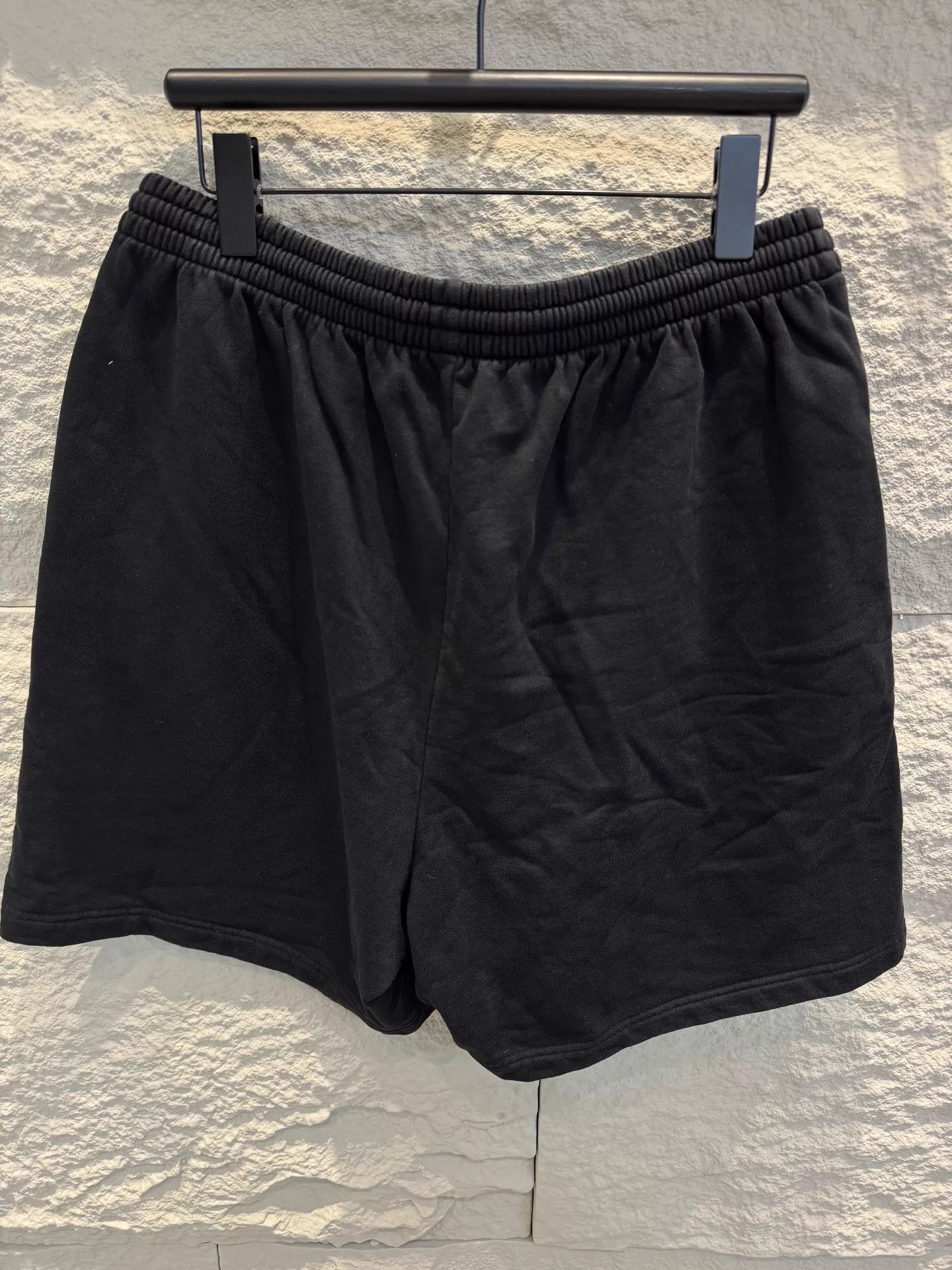 Balenciaga Balenciaga PARIS Embroidered Black Wide Unisex Short L Size US 34 / EU 50 - 3 Thumbnail